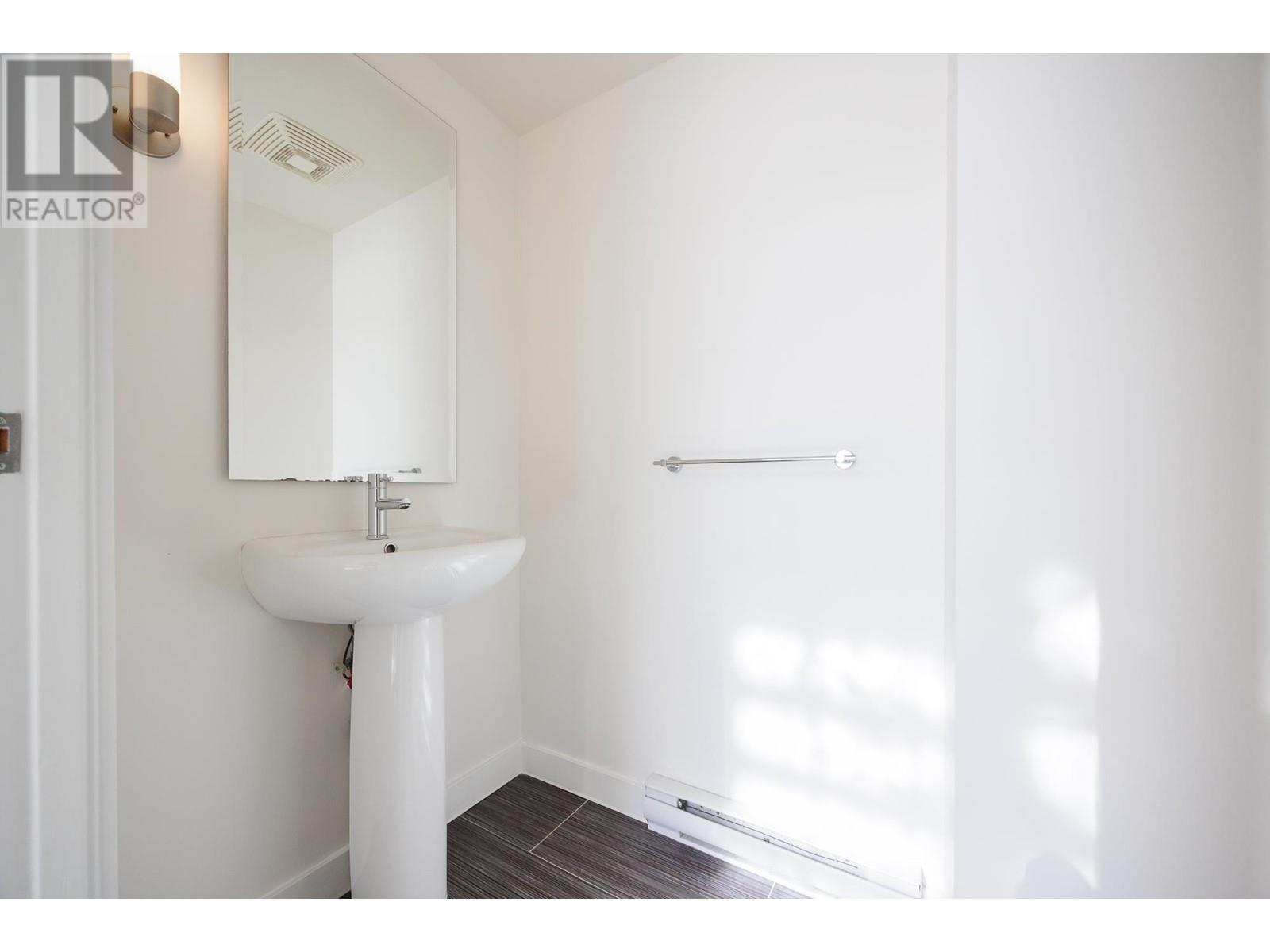Listing Picture 12 of 26 : 103 7080 NO. 3 ROAD, Richmond / 烈治文 - 魯藝地產 Yvonne Lu Group - MLS Medallion Club Member