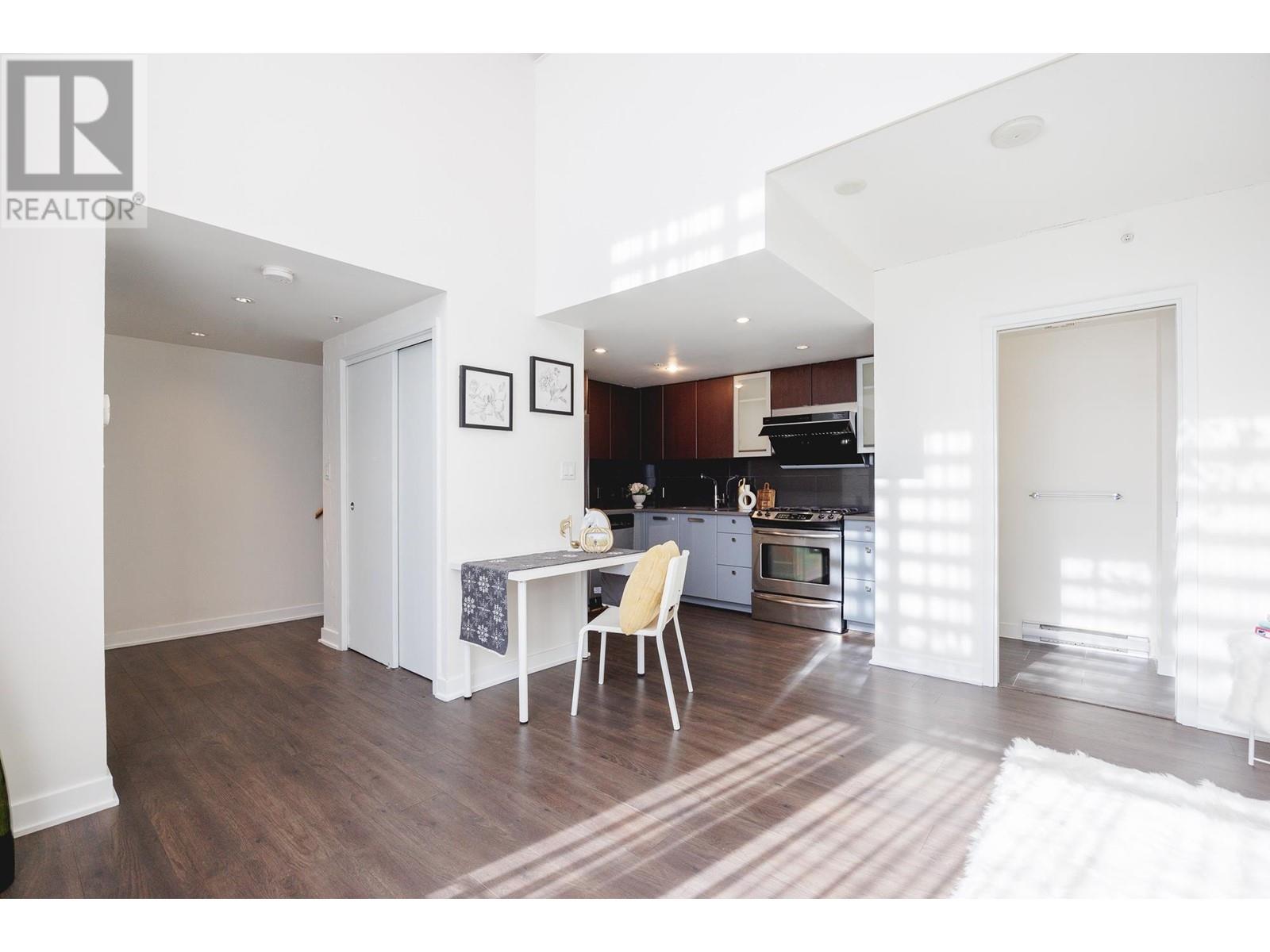 Listing Picture 5 of 26 : 103 7080 NO. 3 ROAD, Richmond / 烈治文 - 魯藝地產 Yvonne Lu Group - MLS Medallion Club Member