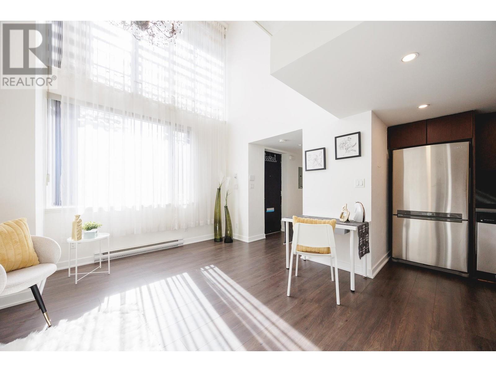 Listing Picture 6 of 26 : 103 7080 NO. 3 ROAD, Richmond / 烈治文 - 魯藝地產 Yvonne Lu Group - MLS Medallion Club Member