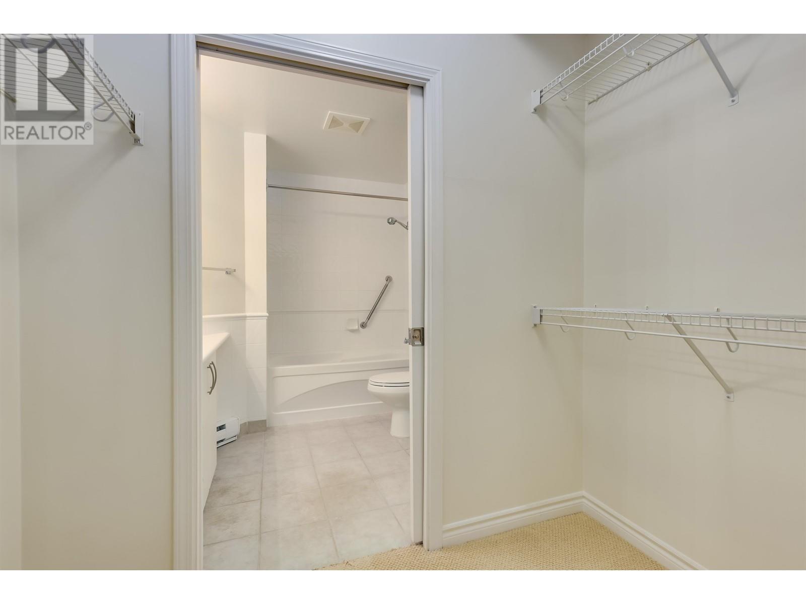207 3151 Connaught Crescent, North Vancouver, British Columbia V7R 4X6 - Photo 14 - R2957915