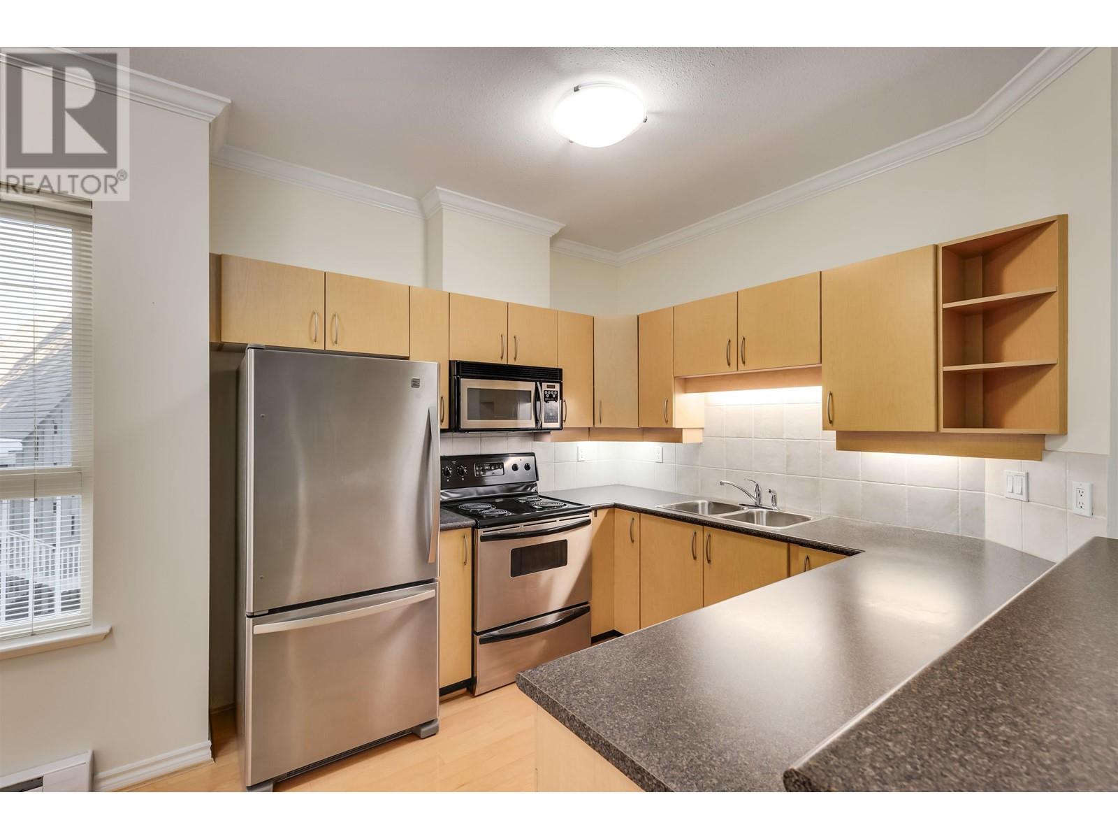 207 3151 Connaught Crescent, North Vancouver, British Columbia V7R 4X6 - Photo 9 - R2957915