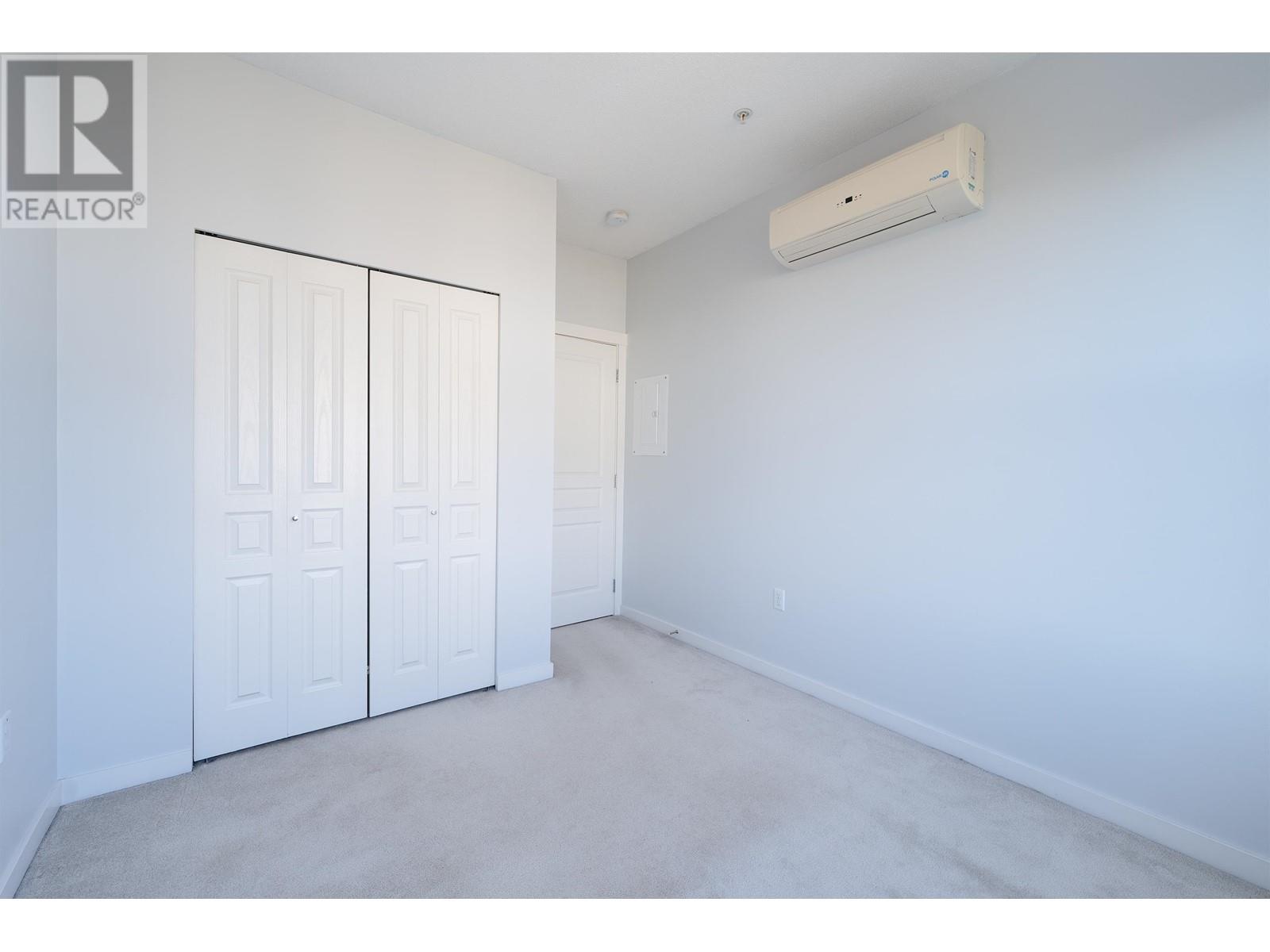 Listing Picture 12 of 28 : 405 9311 ALEXANDRA ROAD, Richmond / 烈治文 - 魯藝地產 Yvonne Lu Group - MLS Medallion Club Member