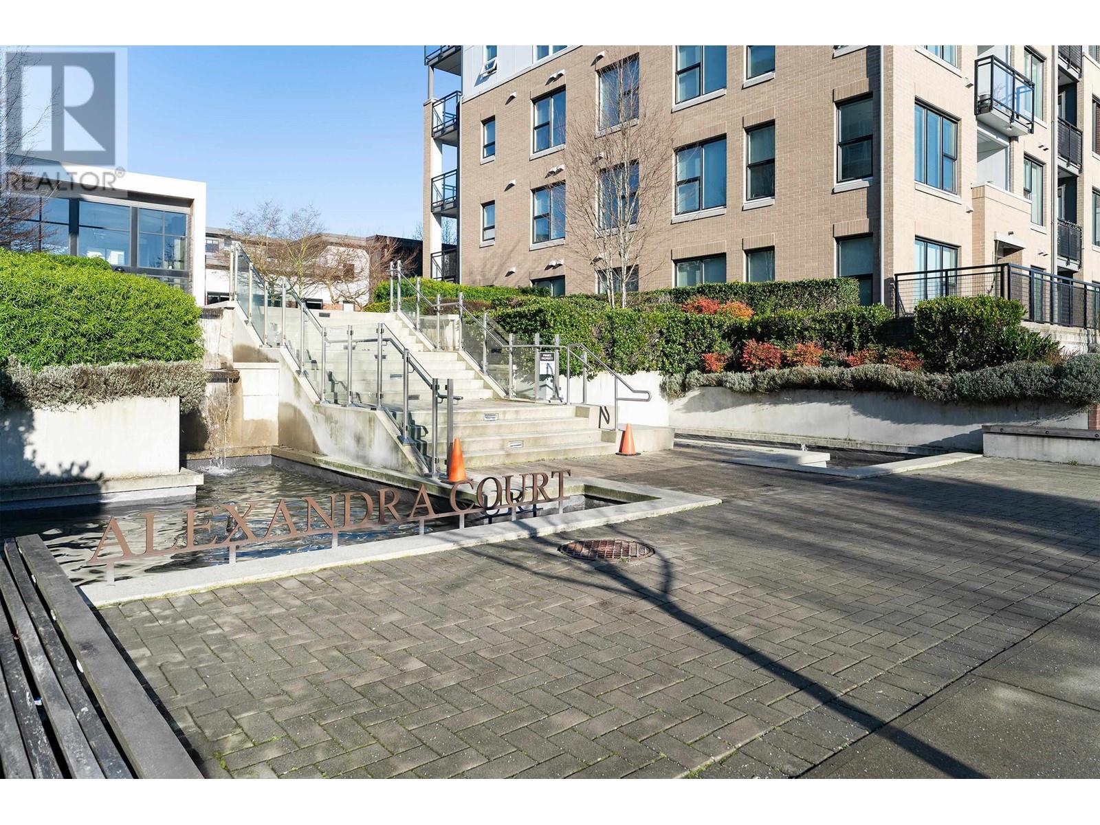 Listing Picture 24 of 28 : 405 9311 ALEXANDRA ROAD, Richmond / 烈治文 - 魯藝地產 Yvonne Lu Group - MLS Medallion Club Member