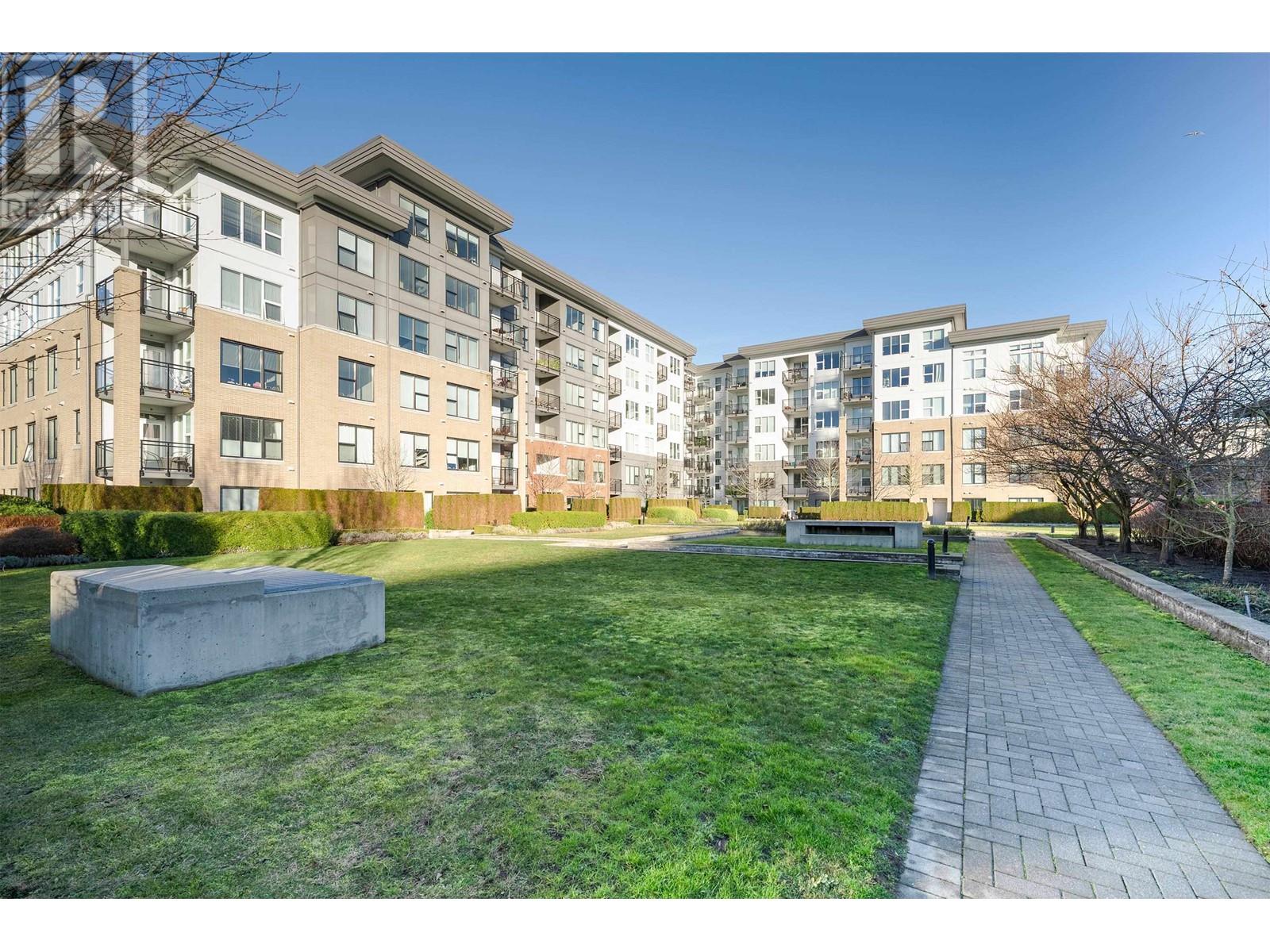 Listing Picture 25 of 28 : 405 9311 ALEXANDRA ROAD, Richmond / 烈治文 - 魯藝地產 Yvonne Lu Group - MLS Medallion Club Member