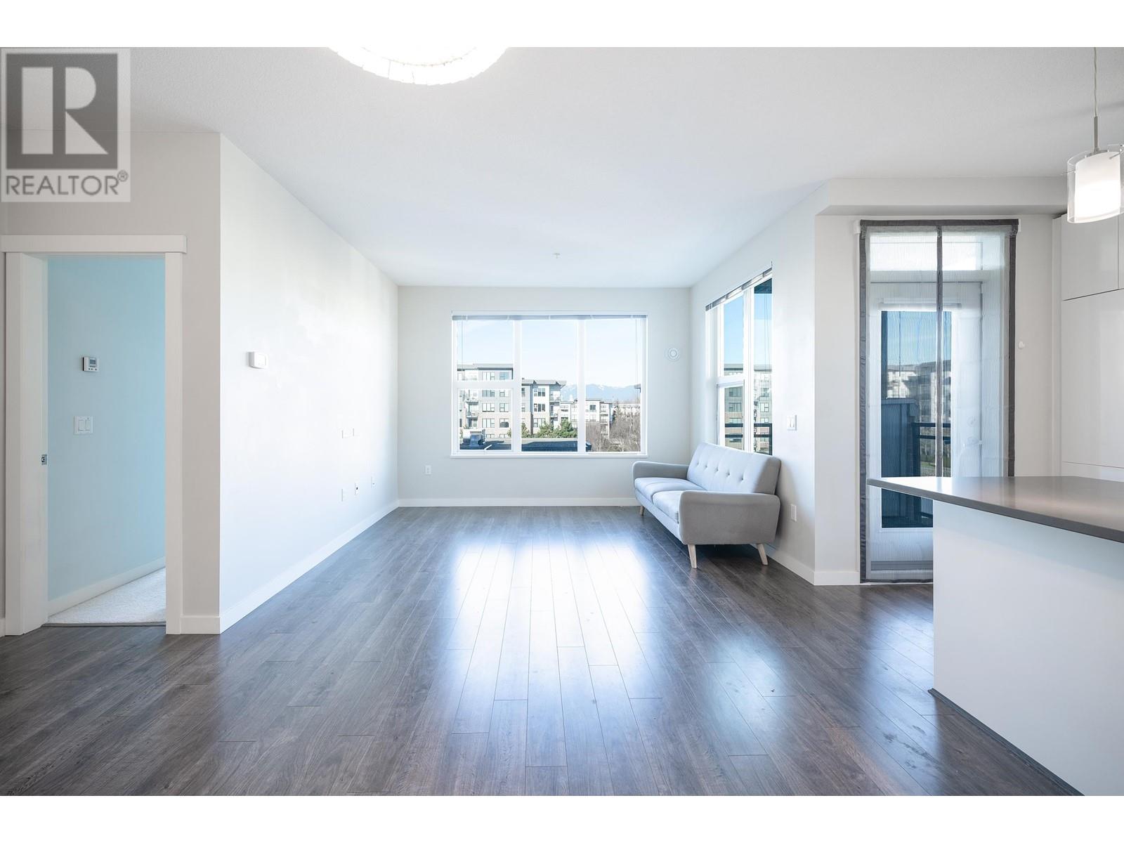 Listing Picture 5 of 28 : 405 9311 ALEXANDRA ROAD, Richmond / 烈治文 - 魯藝地產 Yvonne Lu Group - MLS Medallion Club Member