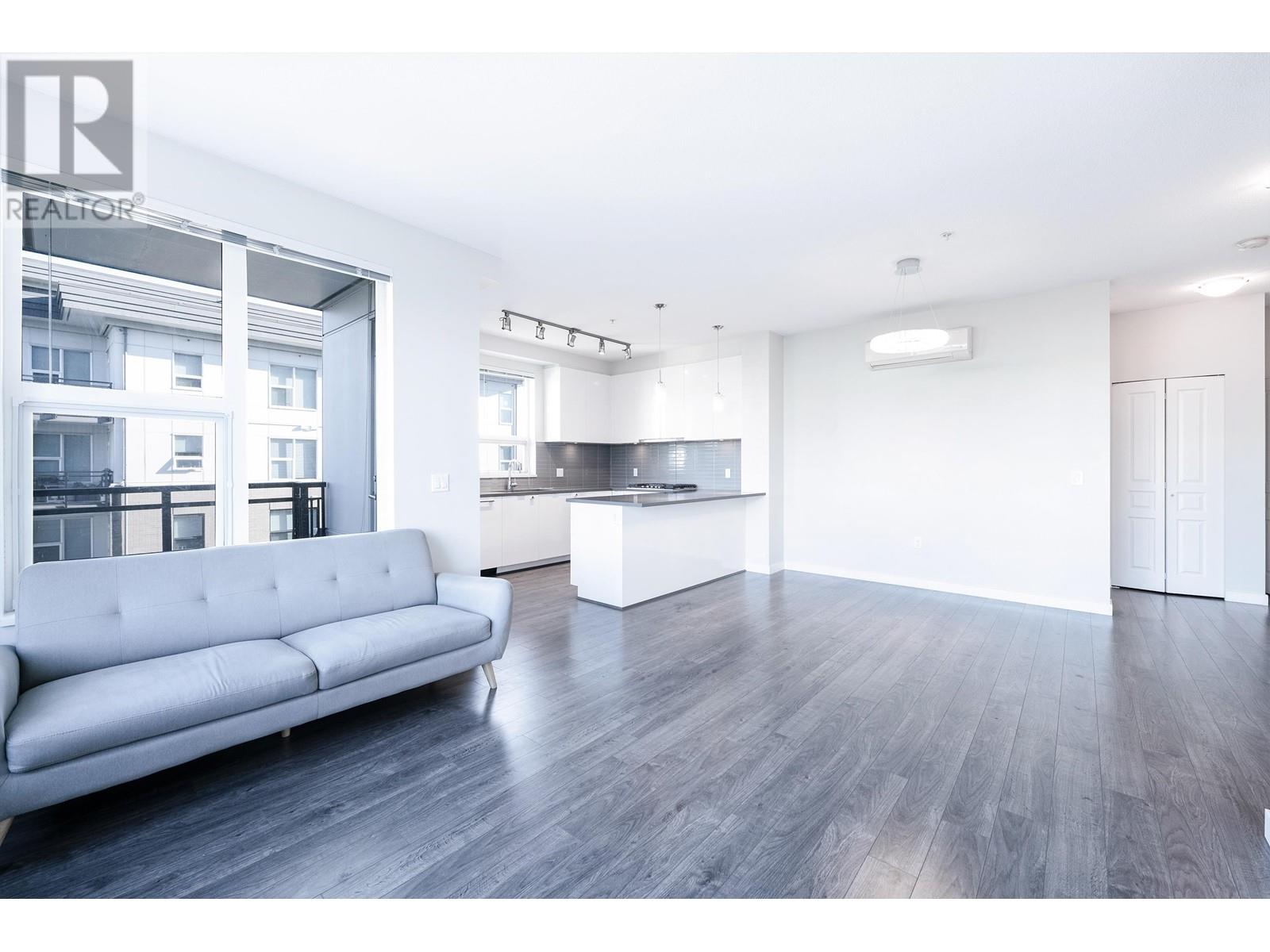 Listing Picture 7 of 28 : 405 9311 ALEXANDRA ROAD, Richmond / 烈治文 - 魯藝地產 Yvonne Lu Group - MLS Medallion Club Member