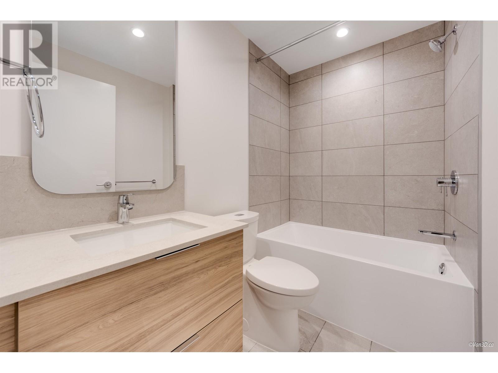 407 2325 Emery Court, North Vancouver, British Columbia  V7J 0E8 - Photo 11 - R2957919