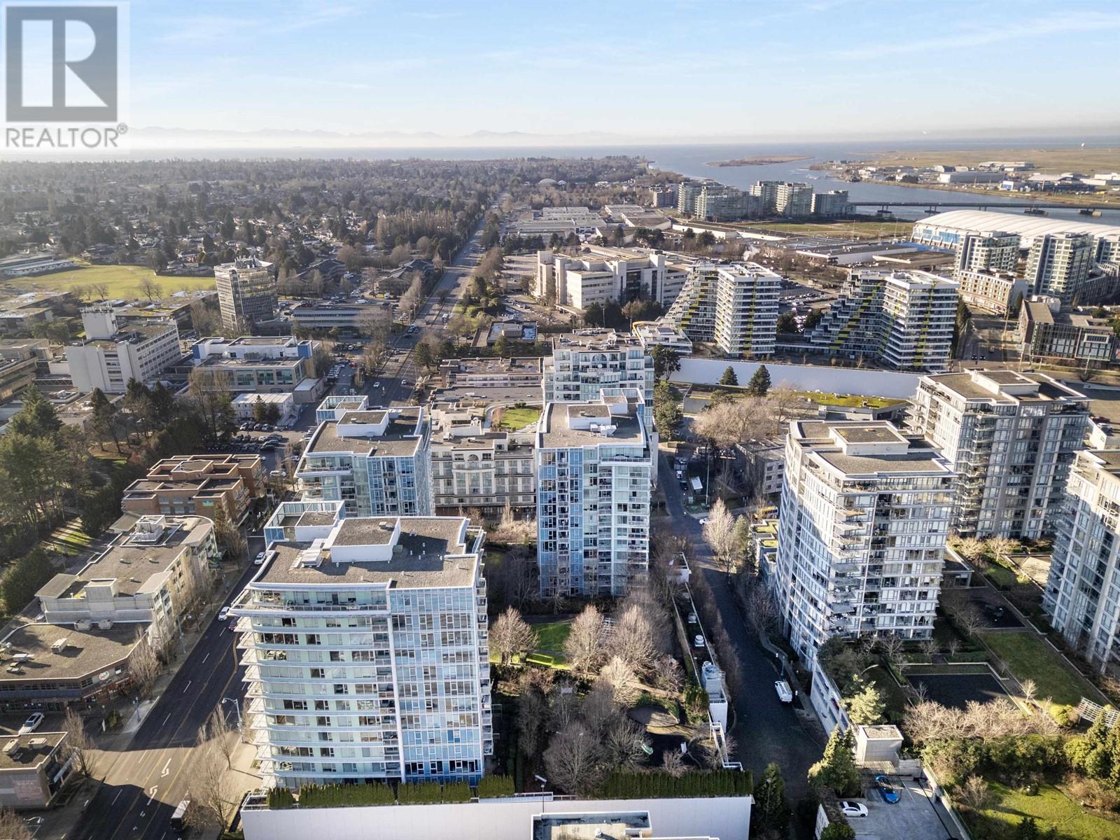 Listing Picture 19 of 20 : 805 5900 ALDERBRIDGE WAY, Richmond / 烈治文 - 魯藝地產 Yvonne Lu Group - MLS Medallion Club Member