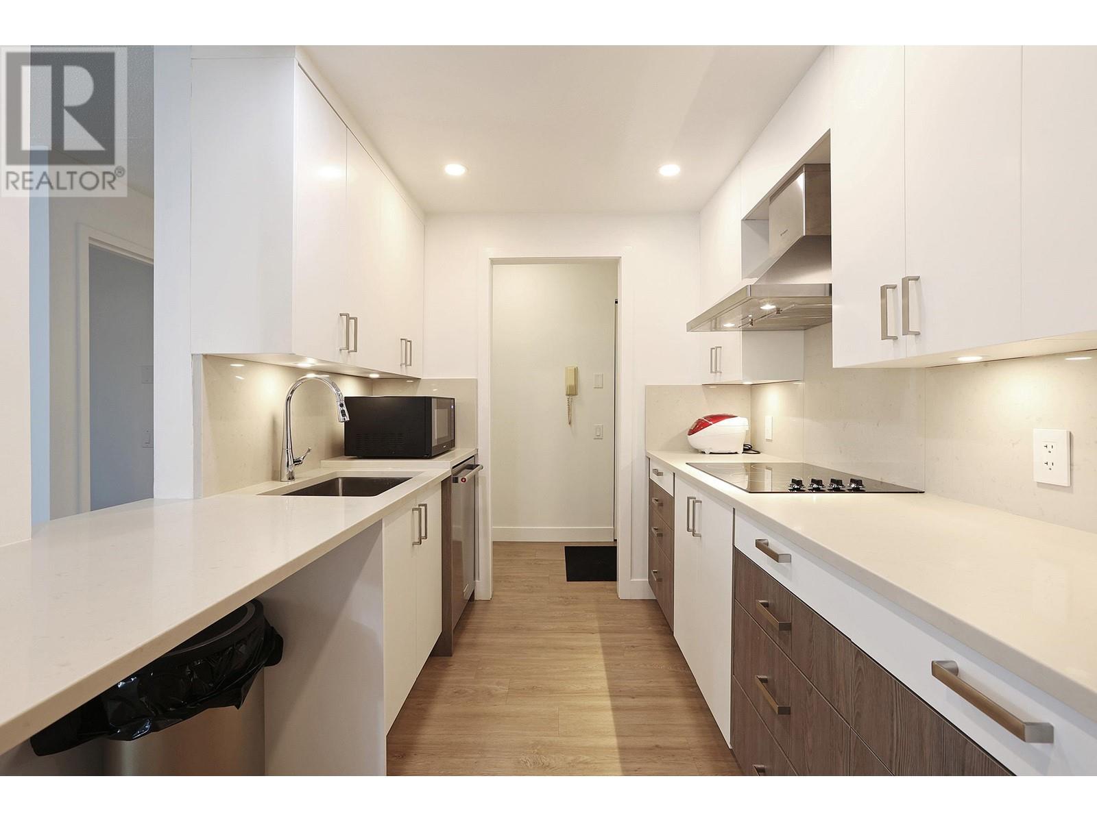 108 2770 Burrard Street, Vancouver, British Columbia  V6J 3J8 - Photo 9 - R2957924