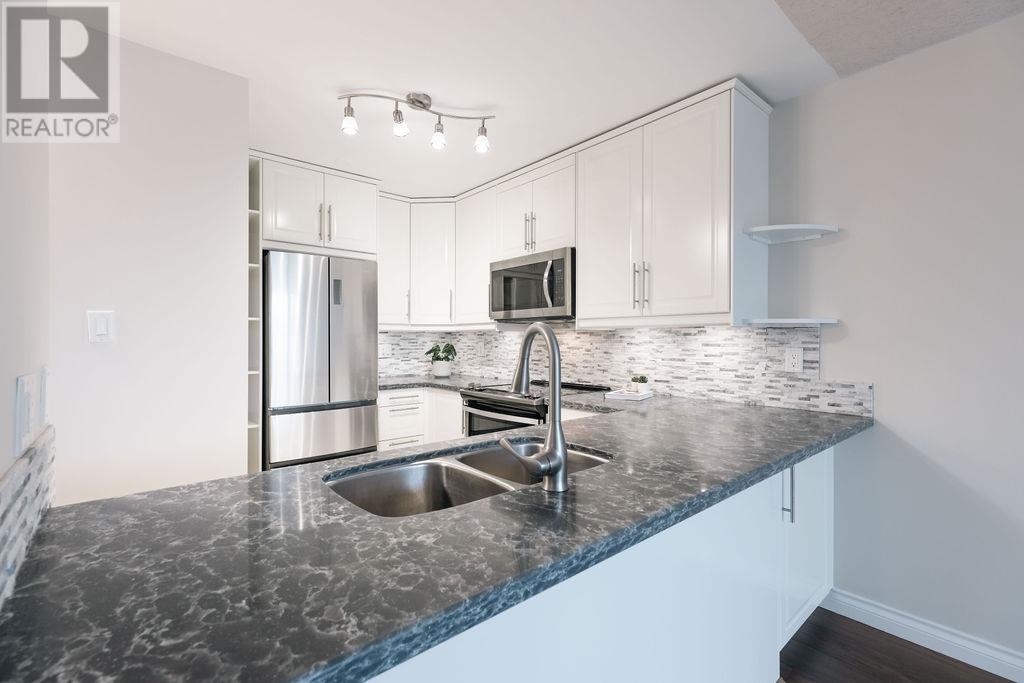 405 1250 Quayside Drive, New Westminster, British Columbia V3M 6E2 - Photo 1 - R2957943