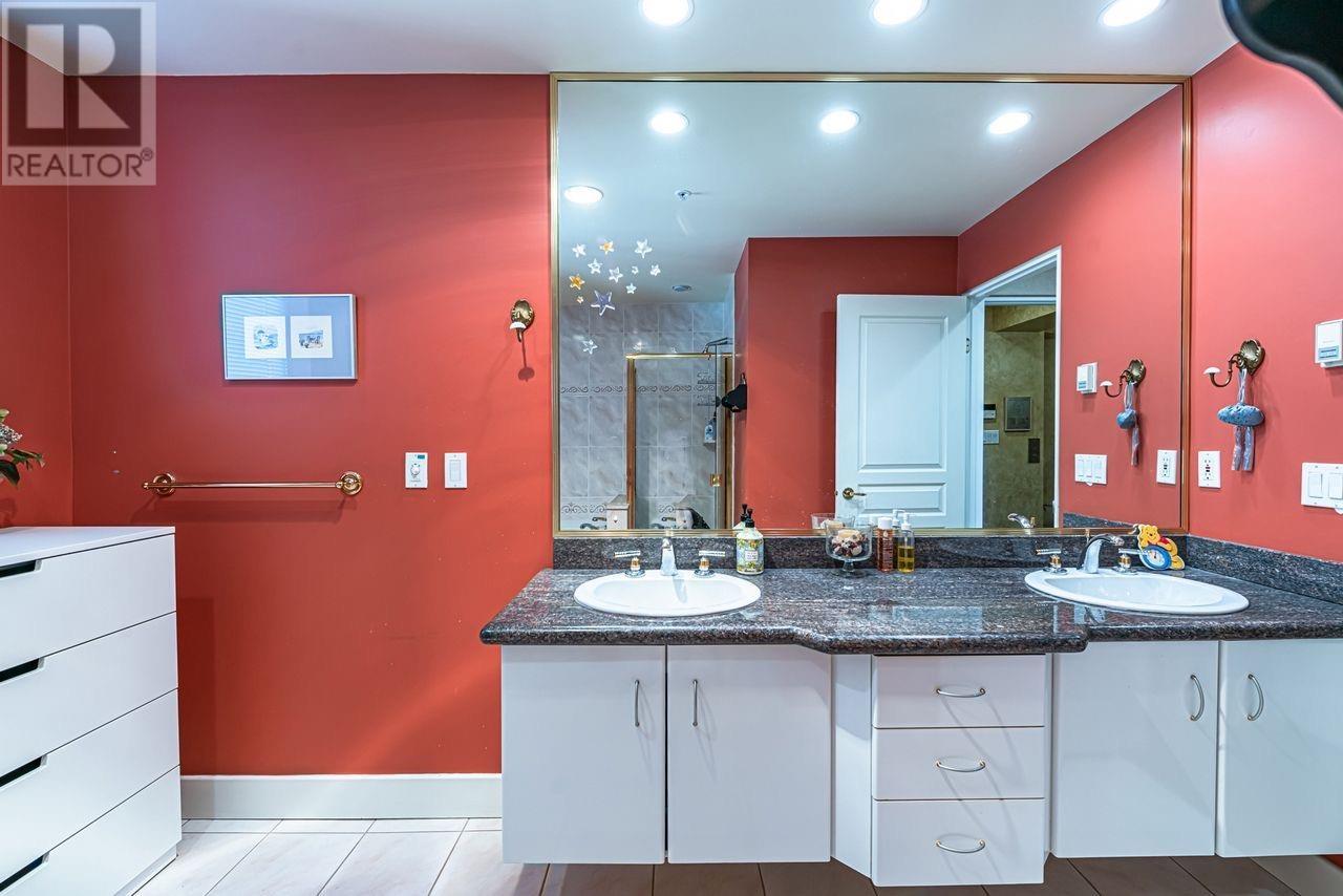 Listing Picture 27 of 40 : 3 2838 BIRCH STREET, Vancouver / 溫哥華 - 魯藝地產 Yvonne Lu Group - MLS Medallion Club Member