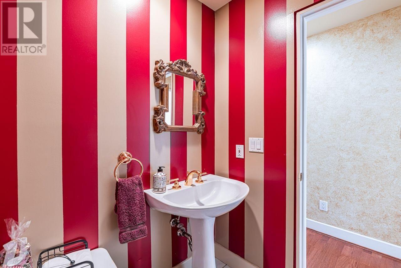 Listing Picture 37 of 40 : 3 2838 BIRCH STREET, Vancouver / 溫哥華 - 魯藝地產 Yvonne Lu Group - MLS Medallion Club Member