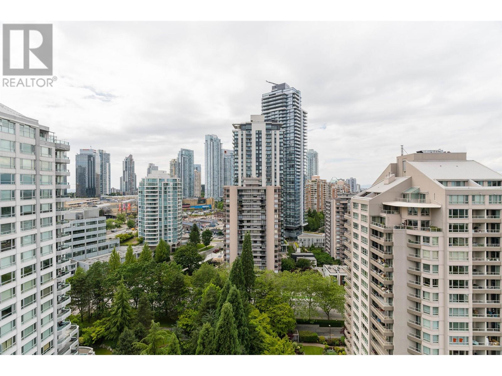 Listing Picture 15 of 38 : 2102 6055 NELSON AVENUE, Burnaby / 本拿比 - 魯藝地產 Yvonne Lu Group - MLS Medallion Club Member
