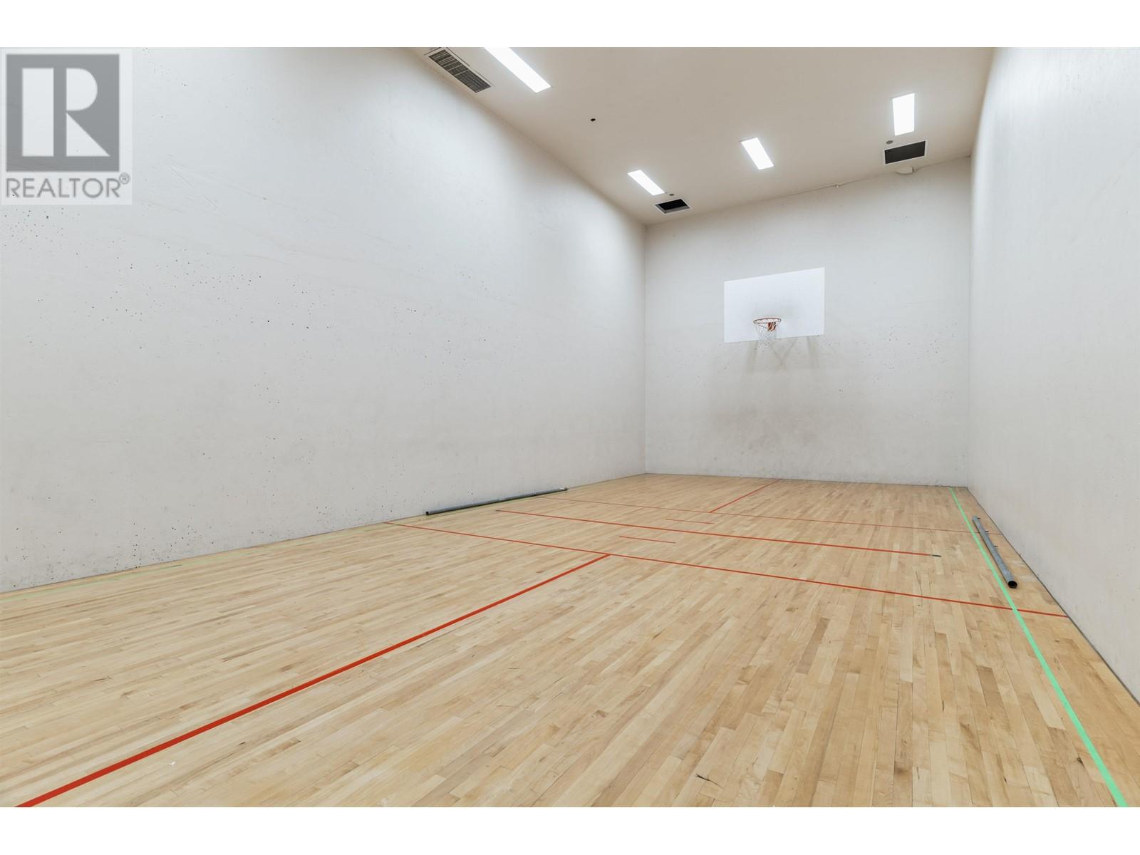 Listing Picture 31 of 38 : 2102 6055 NELSON AVENUE, Burnaby / 本拿比 - 魯藝地產 Yvonne Lu Group - MLS Medallion Club Member