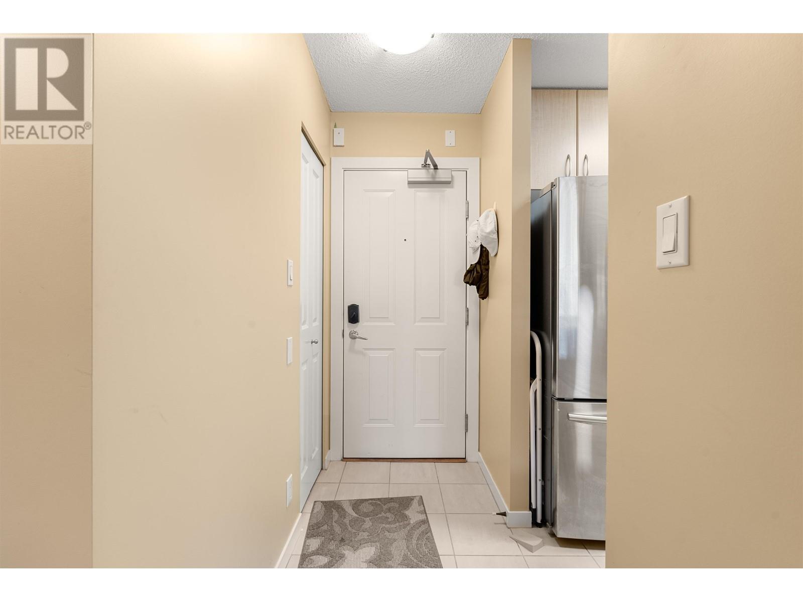 307 3638 Vanness Avenue, Vancouver, British Columbia  V5R 6H6 - Photo 13 - R2957961