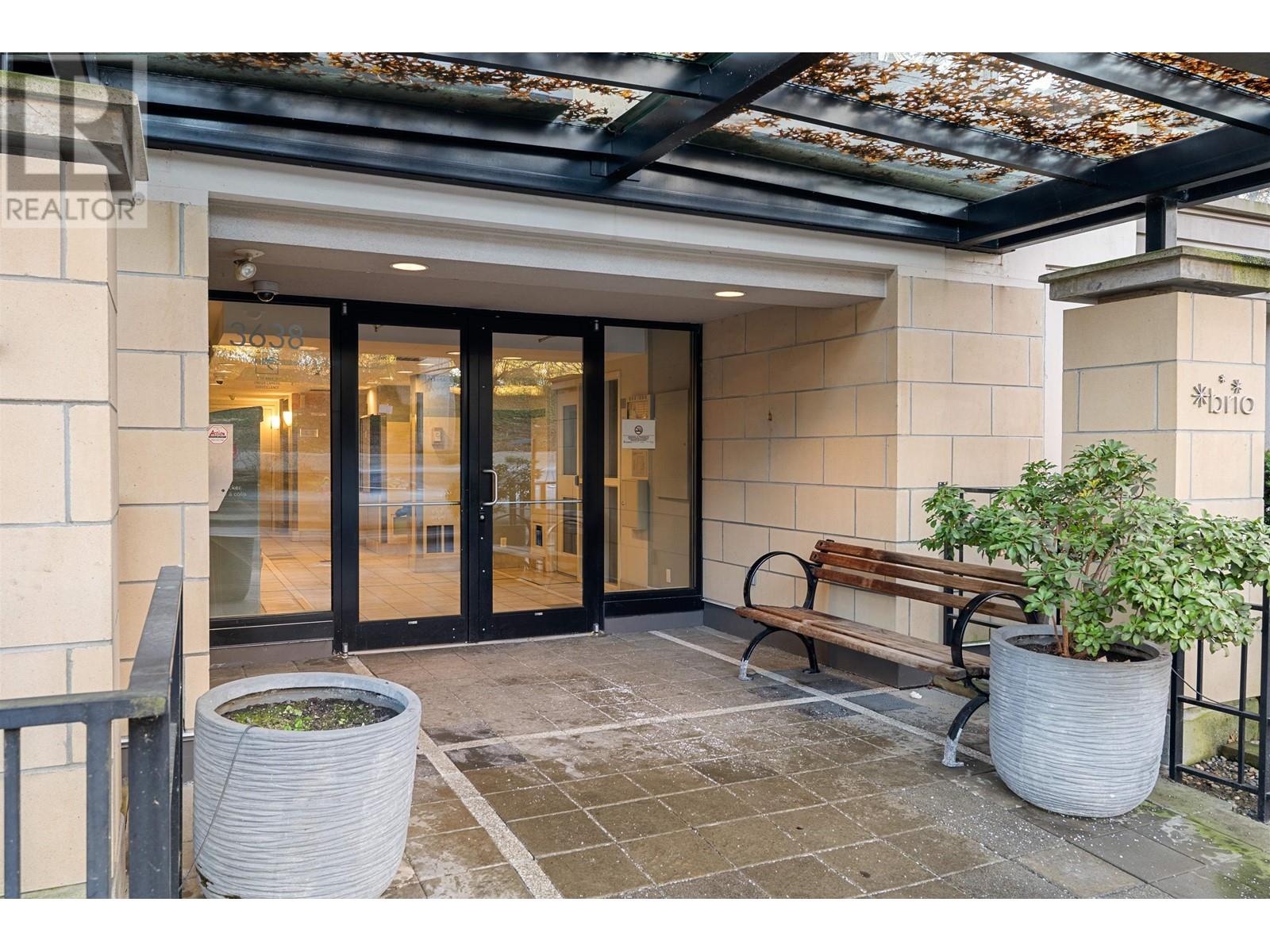 307 3638 Vanness Avenue, Vancouver, British Columbia  V5R 6H6 - Photo 3 - R2957961