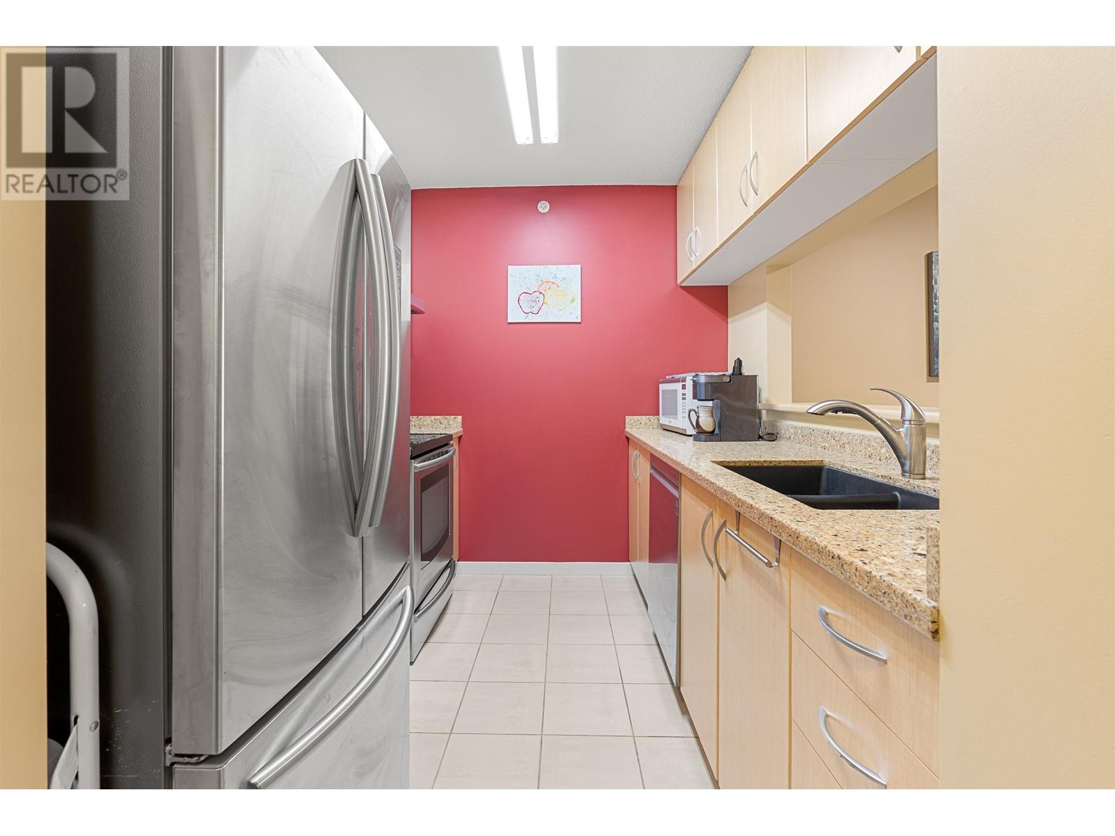 307 3638 Vanness Avenue, Vancouver, British Columbia  V5R 6H6 - Photo 9 - R2957961