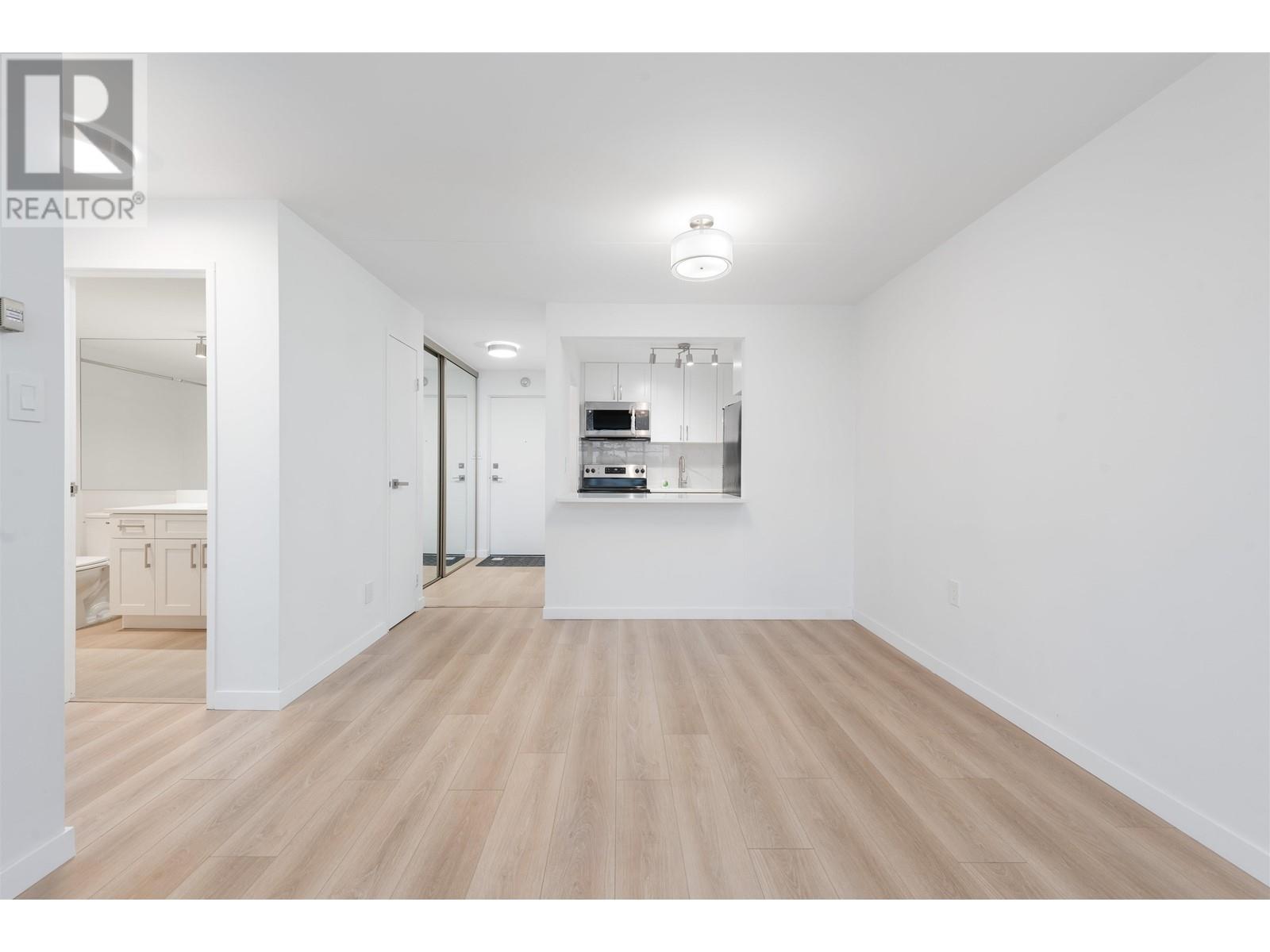 Listing Picture 14 of 37 : 606 6651 MINORU BOULEVARD, Richmond / 烈治文 - 魯藝地產 Yvonne Lu Group - MLS Medallion Club Member