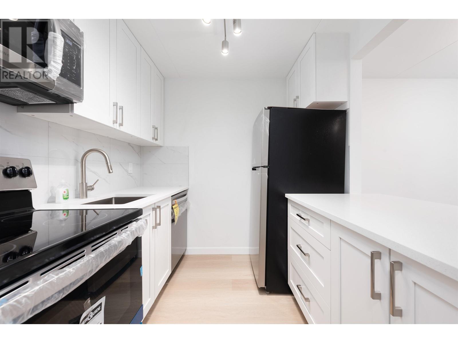 Listing Picture 16 of 37 : 606 6651 MINORU BOULEVARD, Richmond / 烈治文 - 魯藝地產 Yvonne Lu Group - MLS Medallion Club Member