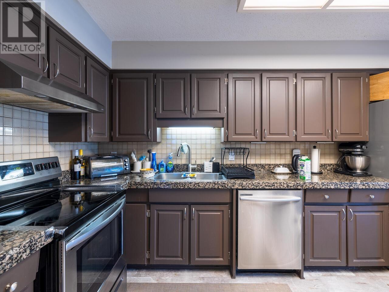 5293 Manor Street, Burnaby, British Columbia  V5G 1B6 - Photo 10 - R2957986