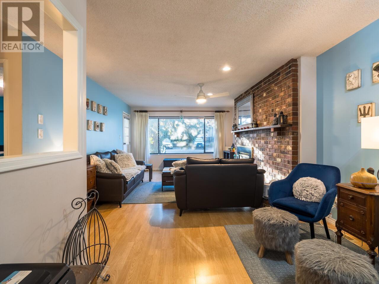 5293 Manor Street, Burnaby, British Columbia  V5G 1B6 - Photo 7 - R2957986