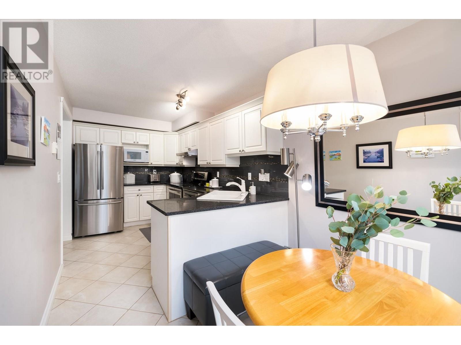 1539 Bowser Avenue, North Vancouver, British Columbia  V7P 2Y4 - Photo 13 - R2957989