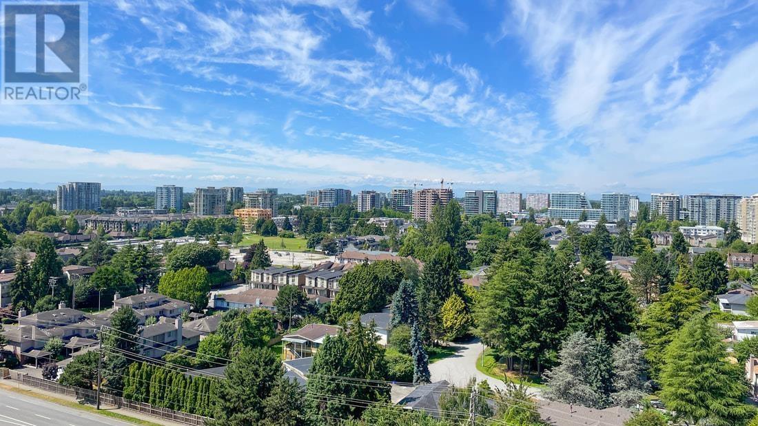 Listing Picture 18 of 29 : 1708 9180 HEMLOCK DRIVE, Richmond / 烈治文 - 魯藝地產 Yvonne Lu Group - MLS Medallion Club Member