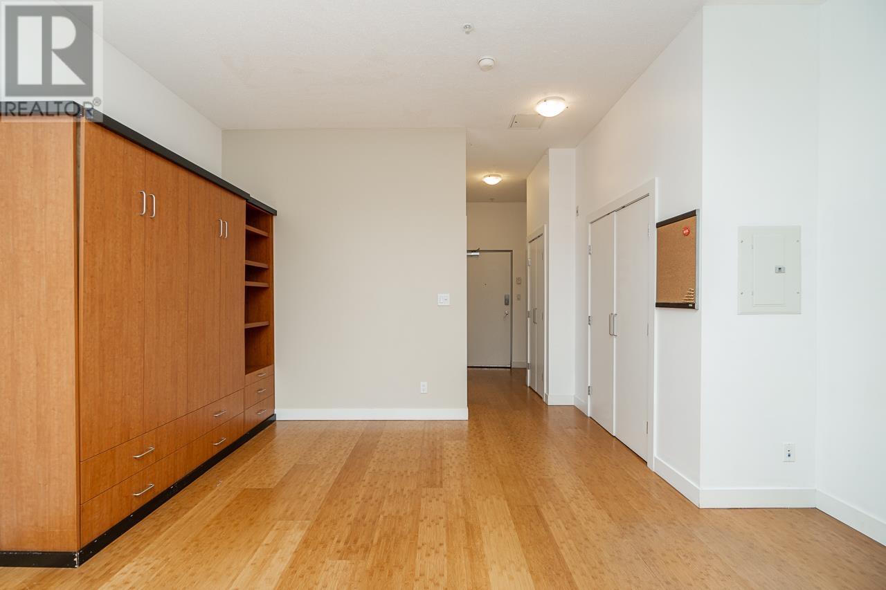 Listing Picture 10 of 39 : 105 205 E 10TH AVENUE, Vancouver / 溫哥華 - 魯藝地產 Yvonne Lu Group - MLS Medallion Club Member