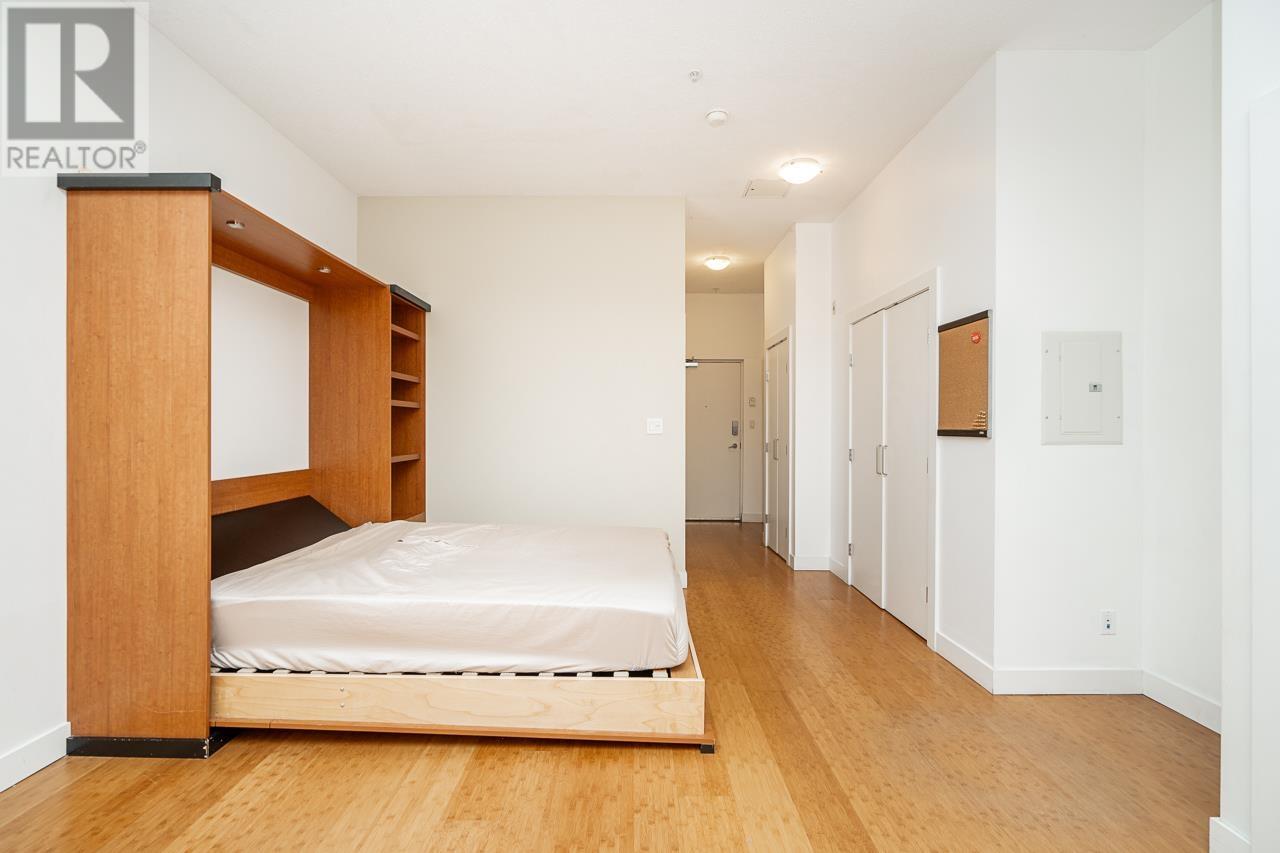 Listing Picture 11 of 39 : 105 205 E 10TH AVENUE, Vancouver / 溫哥華 - 魯藝地產 Yvonne Lu Group - MLS Medallion Club Member