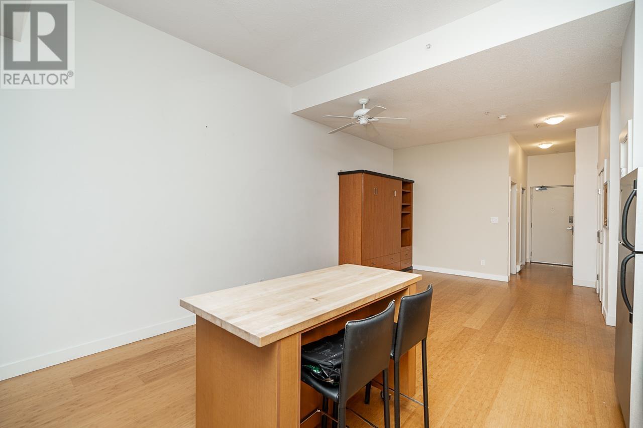 Listing Picture 16 of 39 : 105 205 E 10TH AVENUE, Vancouver / 溫哥華 - 魯藝地產 Yvonne Lu Group - MLS Medallion Club Member