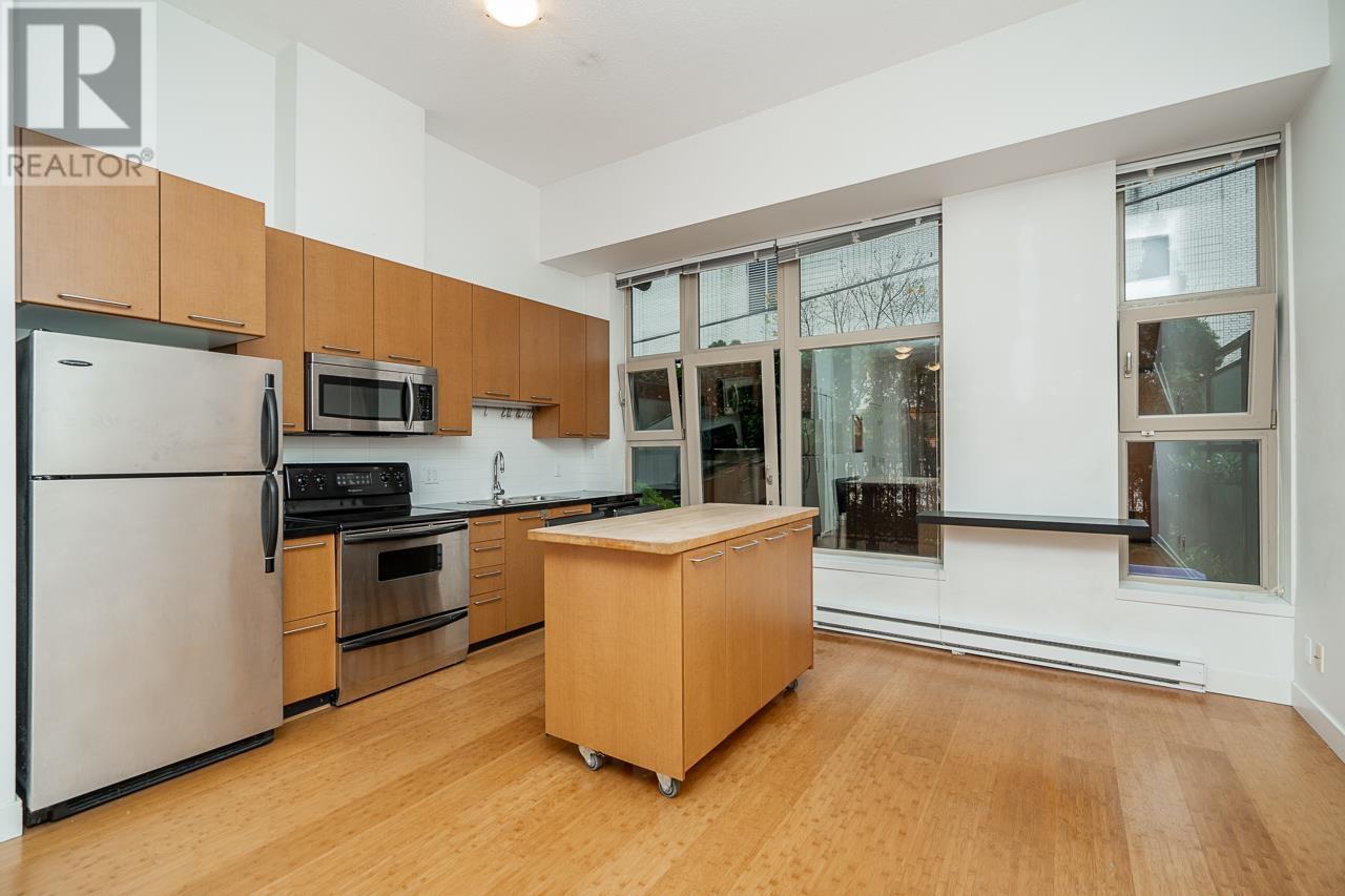 Listing Picture 17 of 39 : 105 205 E 10TH AVENUE, Vancouver / 溫哥華 - 魯藝地產 Yvonne Lu Group - MLS Medallion Club Member