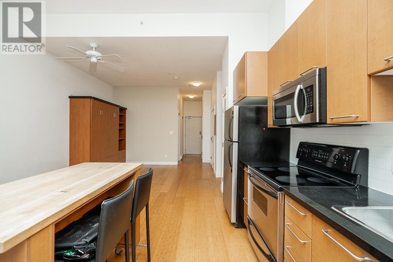 Listing Picture 19 of 39 : 105 205 E 10TH AVENUE, Vancouver / 溫哥華 - 魯藝地產 Yvonne Lu Group - MLS Medallion Club Member