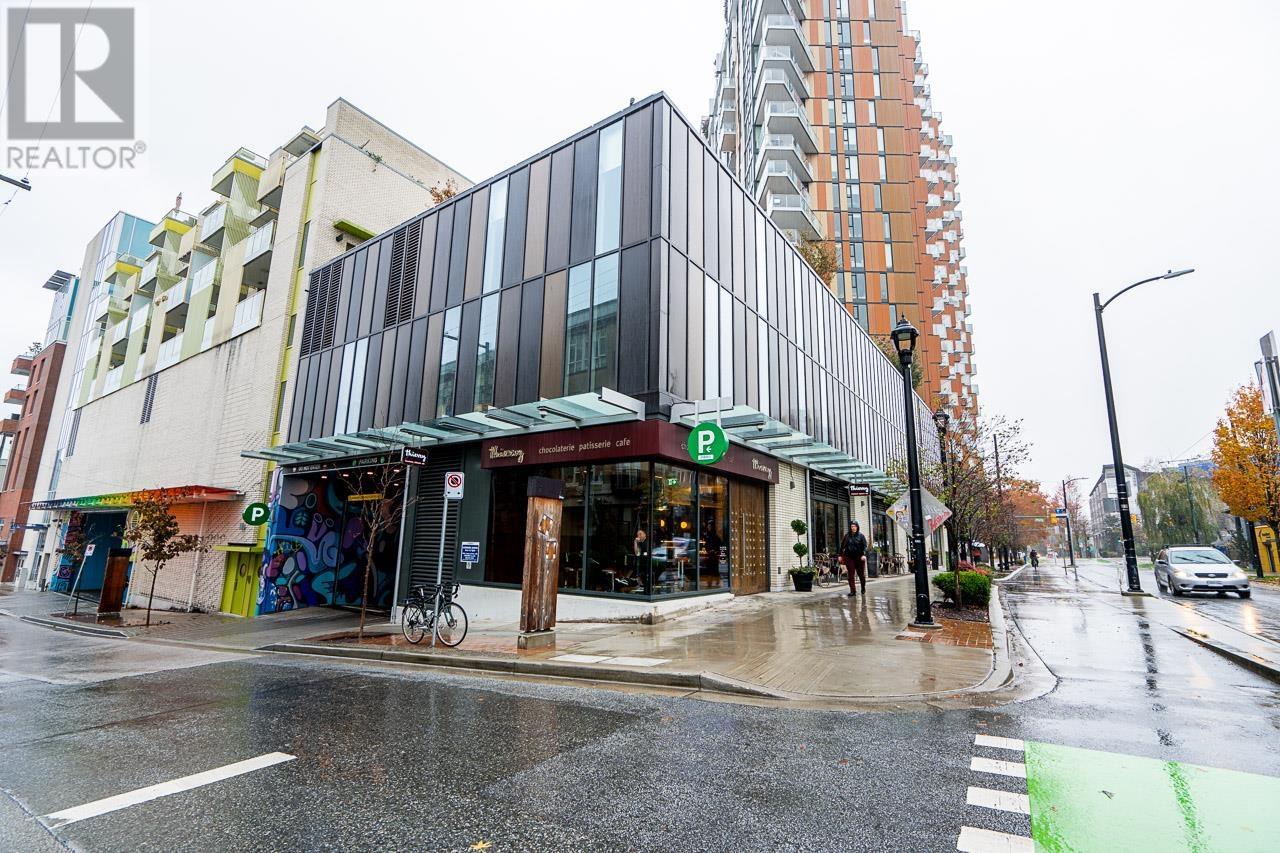 Listing Picture 34 of 39 : 105 205 E 10TH AVENUE, Vancouver / 溫哥華 - 魯藝地產 Yvonne Lu Group - MLS Medallion Club Member