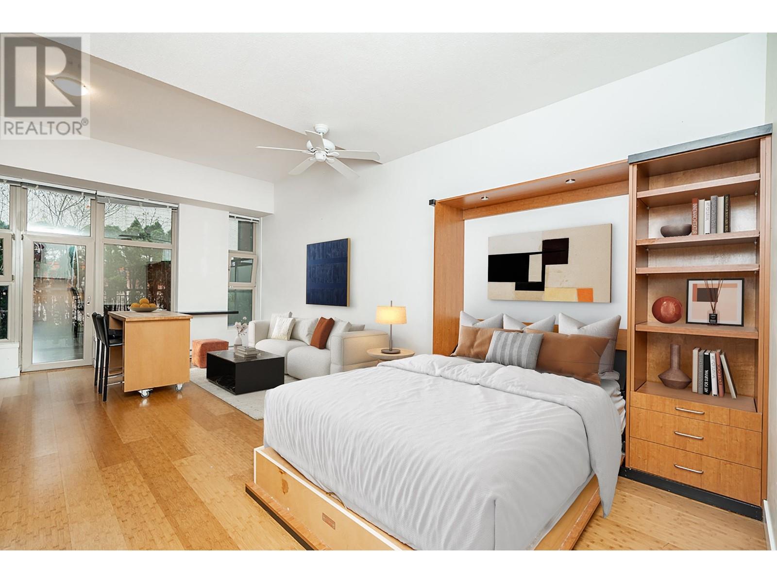 Listing Picture 4 of 39 : 105 205 E 10TH AVENUE, Vancouver / 溫哥華 - 魯藝地產 Yvonne Lu Group - MLS Medallion Club Member