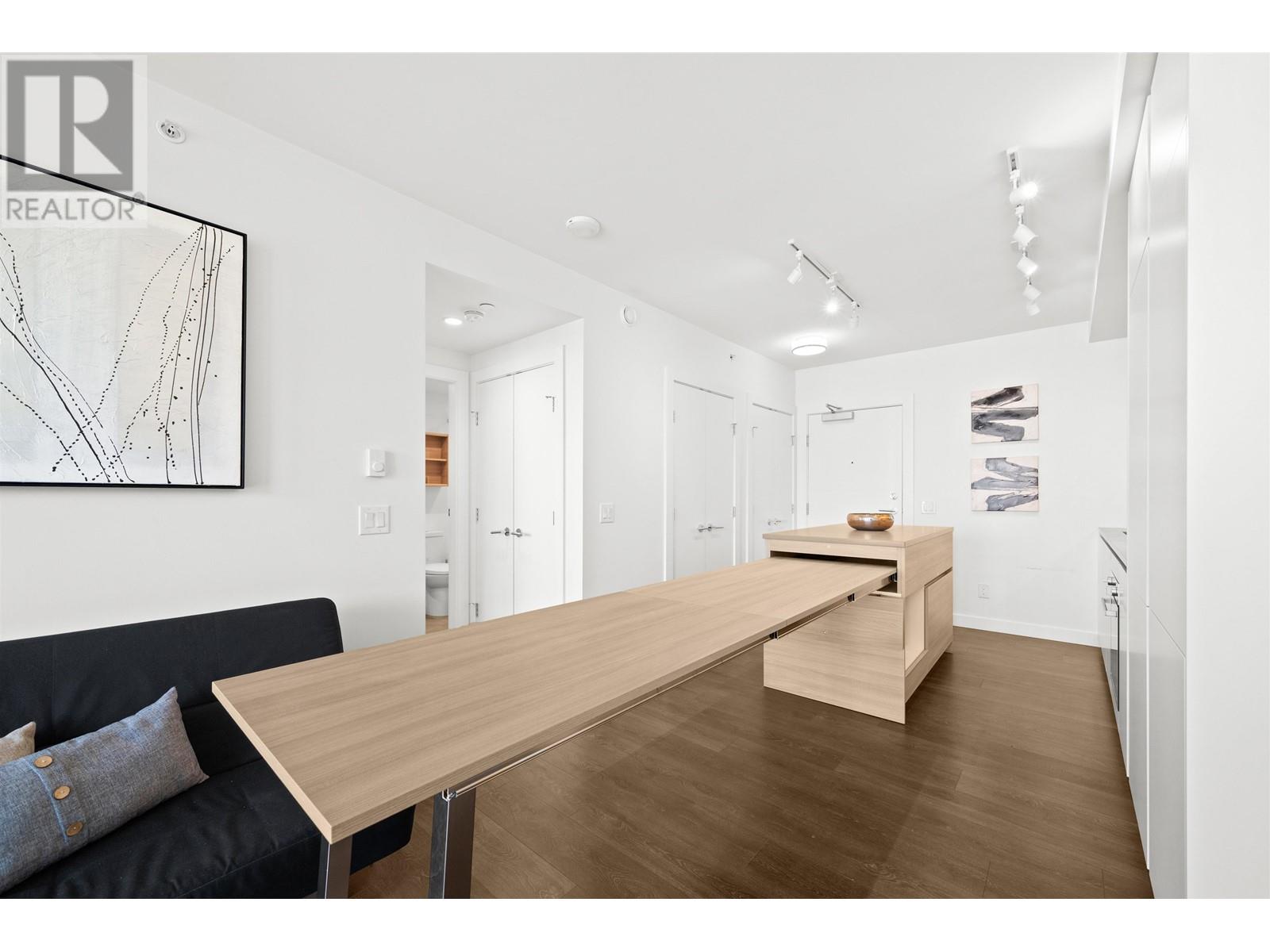 1208 652 Whiting Way, Coquitlam, British Columbia  V3J 0K3 - Photo 13 - R2957997