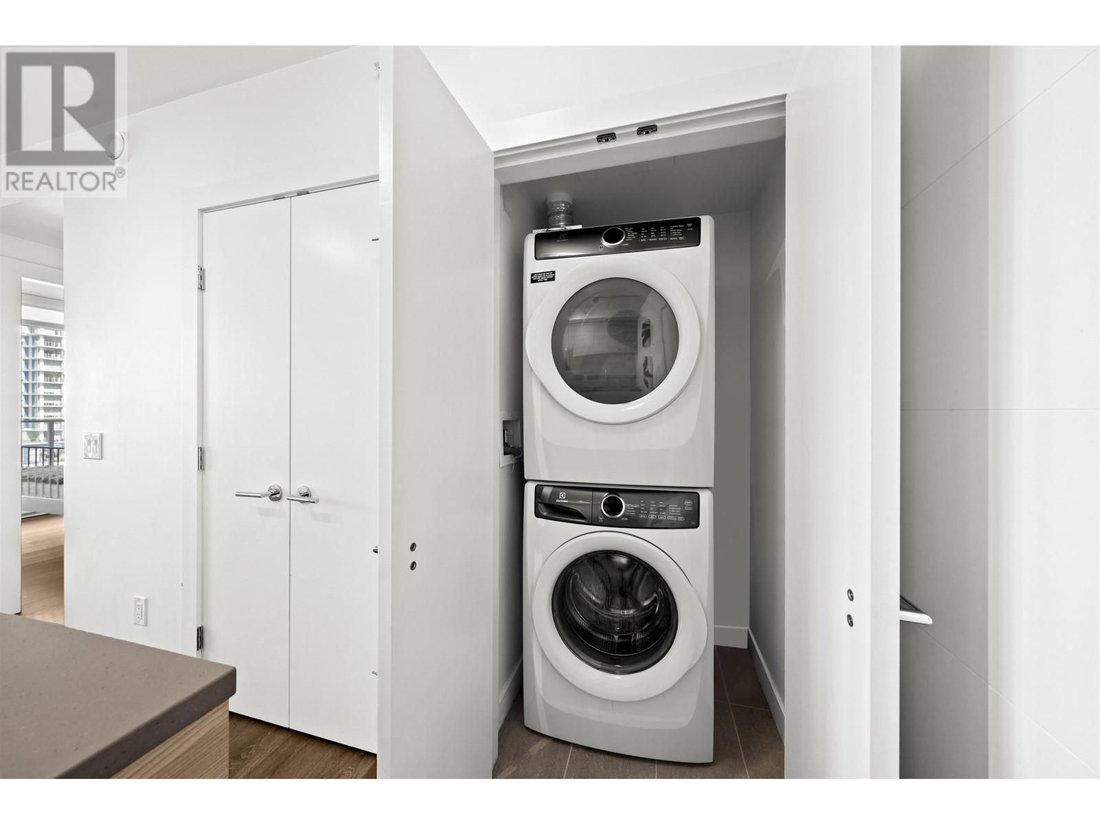 1208 652 Whiting Way, Coquitlam, British Columbia  V3J 0K3 - Photo 21 - R2957997