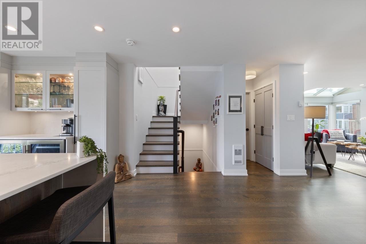 Listing Picture 18 of 38 : 1594 ISLAND PARK WALK, Vancouver / 溫哥華 - 魯藝地產 Yvonne Lu Group - MLS Medallion Club Member