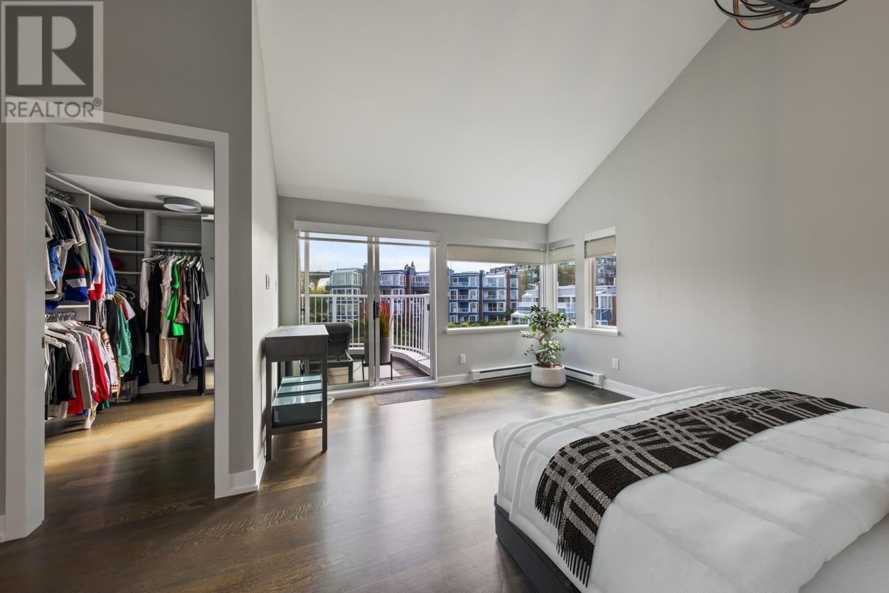 Listing Picture 20 of 38 : 1594 ISLAND PARK WALK, Vancouver / 溫哥華 - 魯藝地產 Yvonne Lu Group - MLS Medallion Club Member