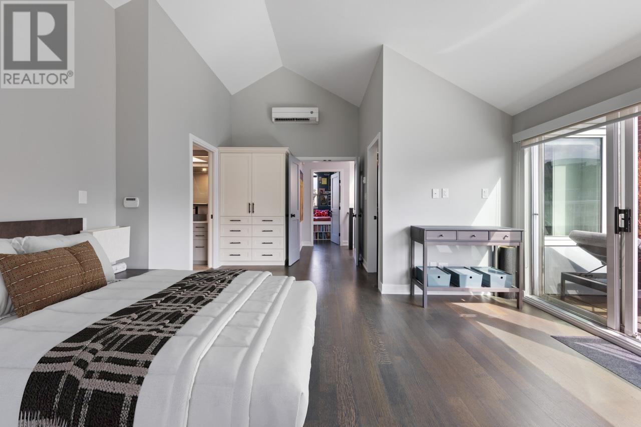 Listing Picture 21 of 38 : 1594 ISLAND PARK WALK, Vancouver / 溫哥華 - 魯藝地產 Yvonne Lu Group - MLS Medallion Club Member