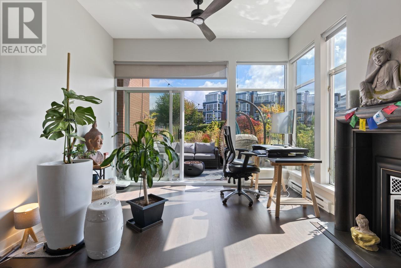 Listing Picture 27 of 38 : 1594 ISLAND PARK WALK, Vancouver / 溫哥華 - 魯藝地產 Yvonne Lu Group - MLS Medallion Club Member