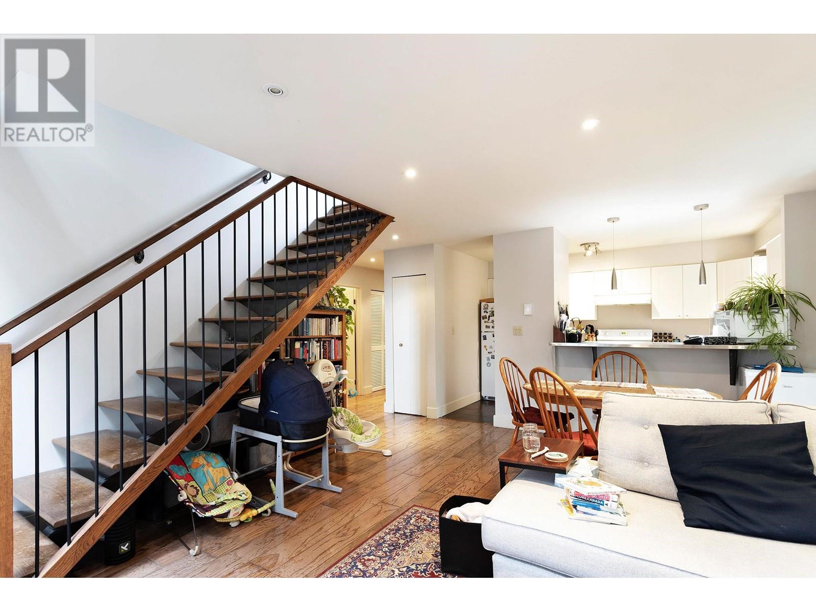 301 2001 Balsam Street, Vancouver, British Columbia  V6K 4L6 - Photo 4 - R2958029