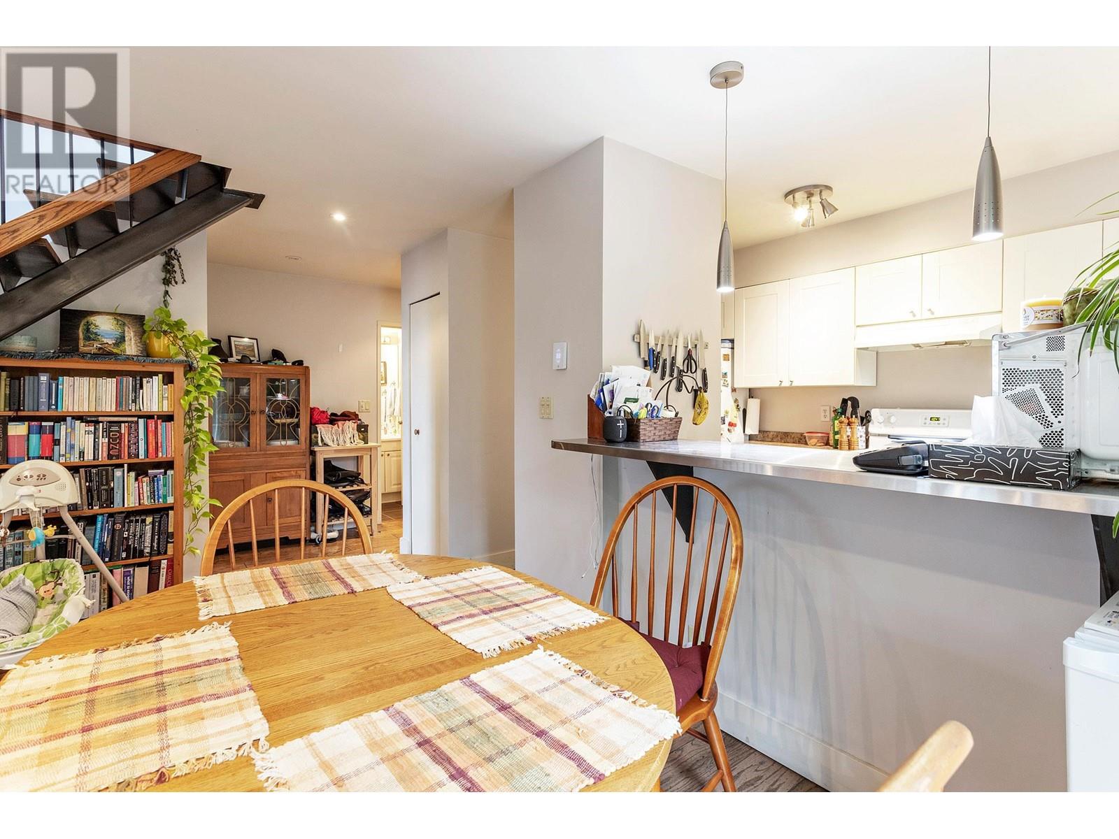 301 2001 Balsam Street, Vancouver, British Columbia  V6K 4L6 - Photo 5 - R2958029