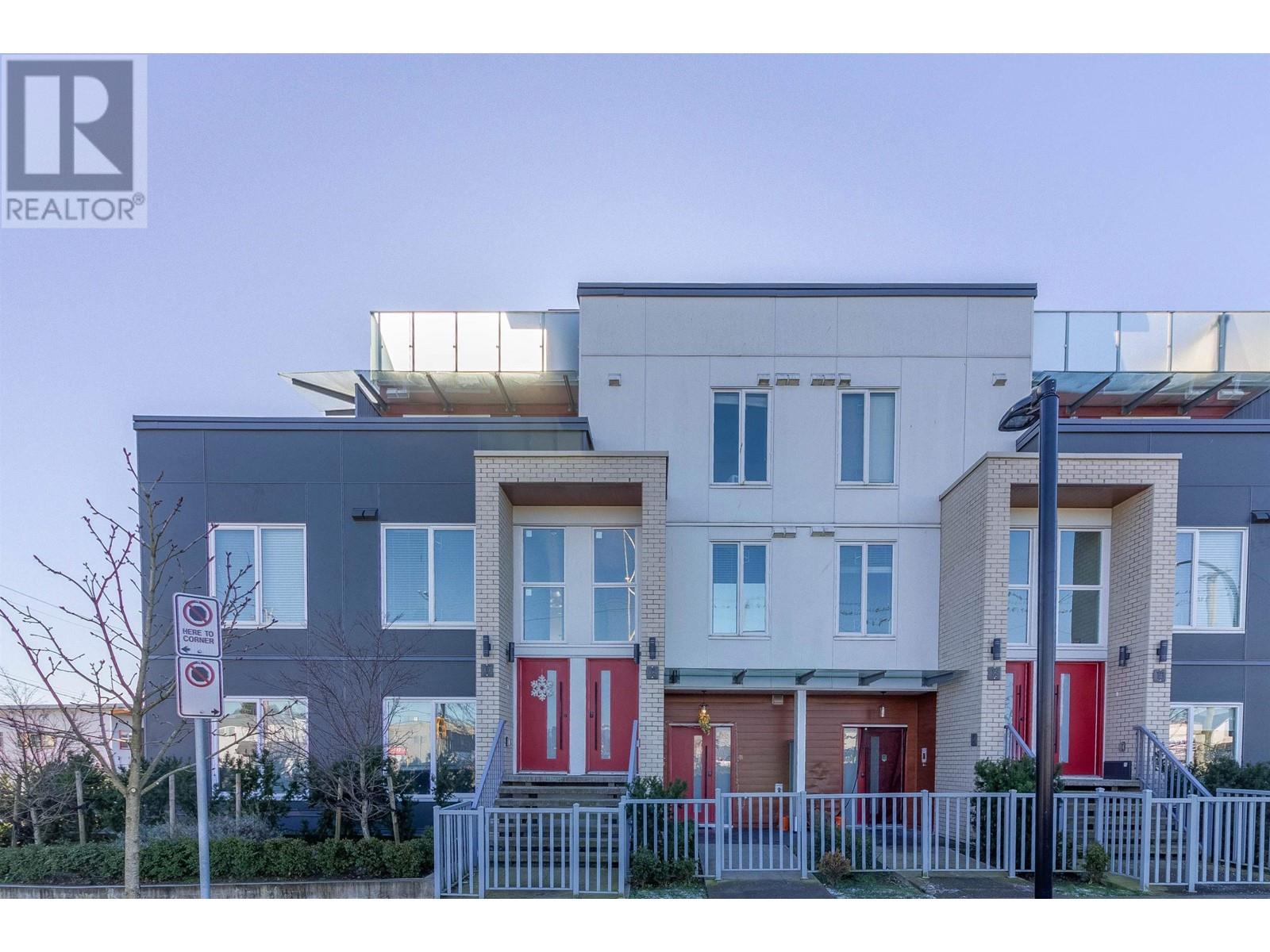 16 6288 BERESFORD STREET, burnaby, British Columbia