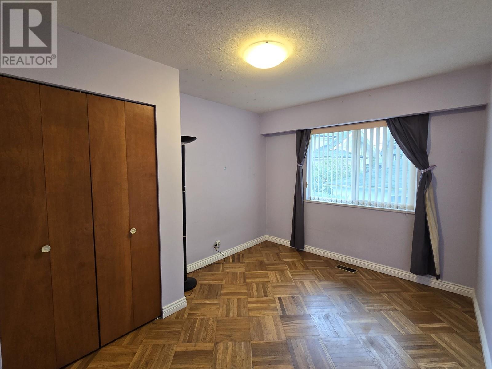 Listing Picture 10 of 18 : 3369 PRICE STREET, Vancouver / 溫哥華 - 魯藝地產 Yvonne Lu Group - MLS Medallion Club Member