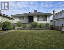 3369 PRICE STREET, Vancouver, British Columbia