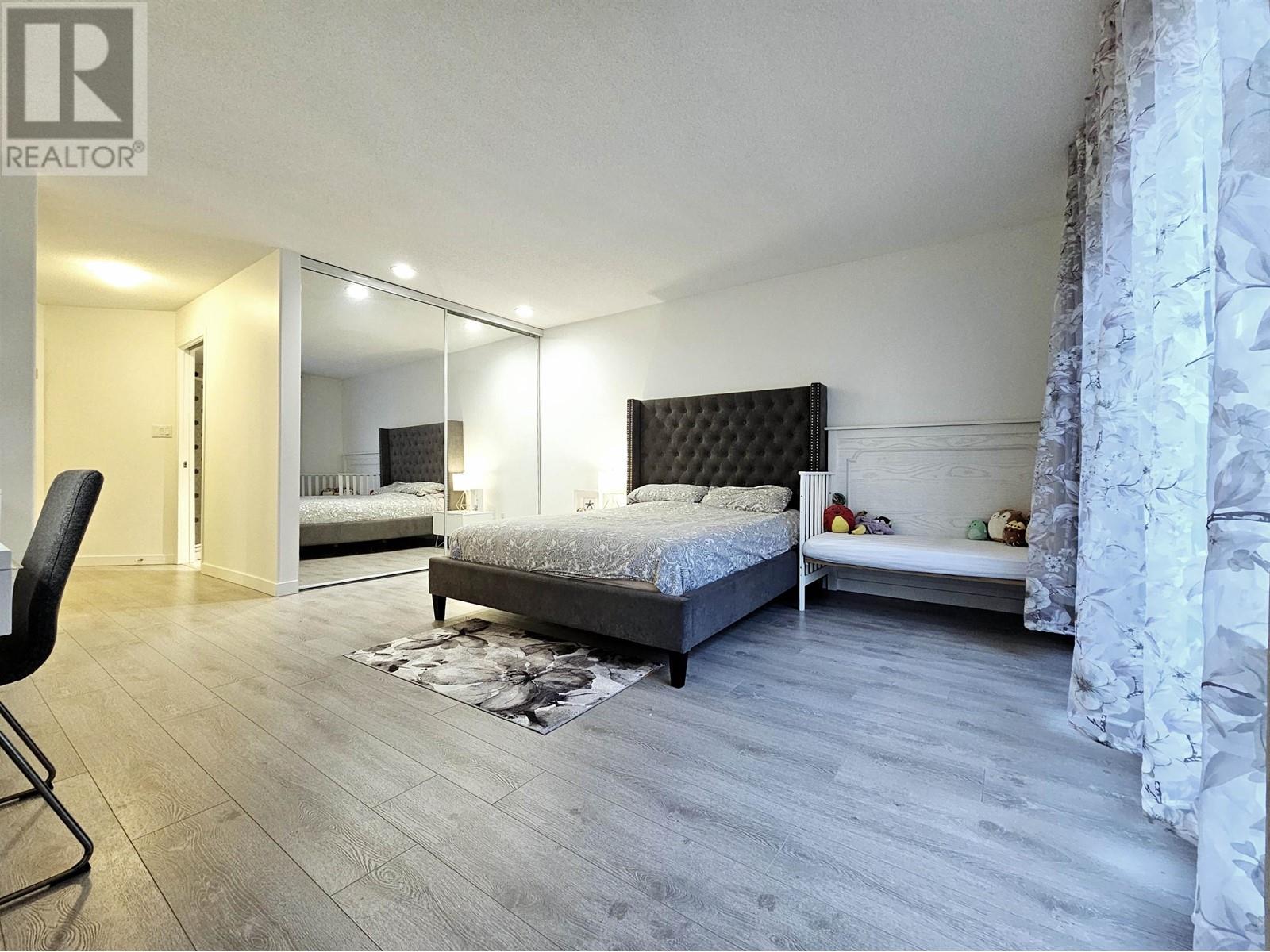 Listing Picture 11 of 23 : 106 8120 BENNETT ROAD, Richmond / 烈治文 - 魯藝地產 Yvonne Lu Group - MLS Medallion Club Member