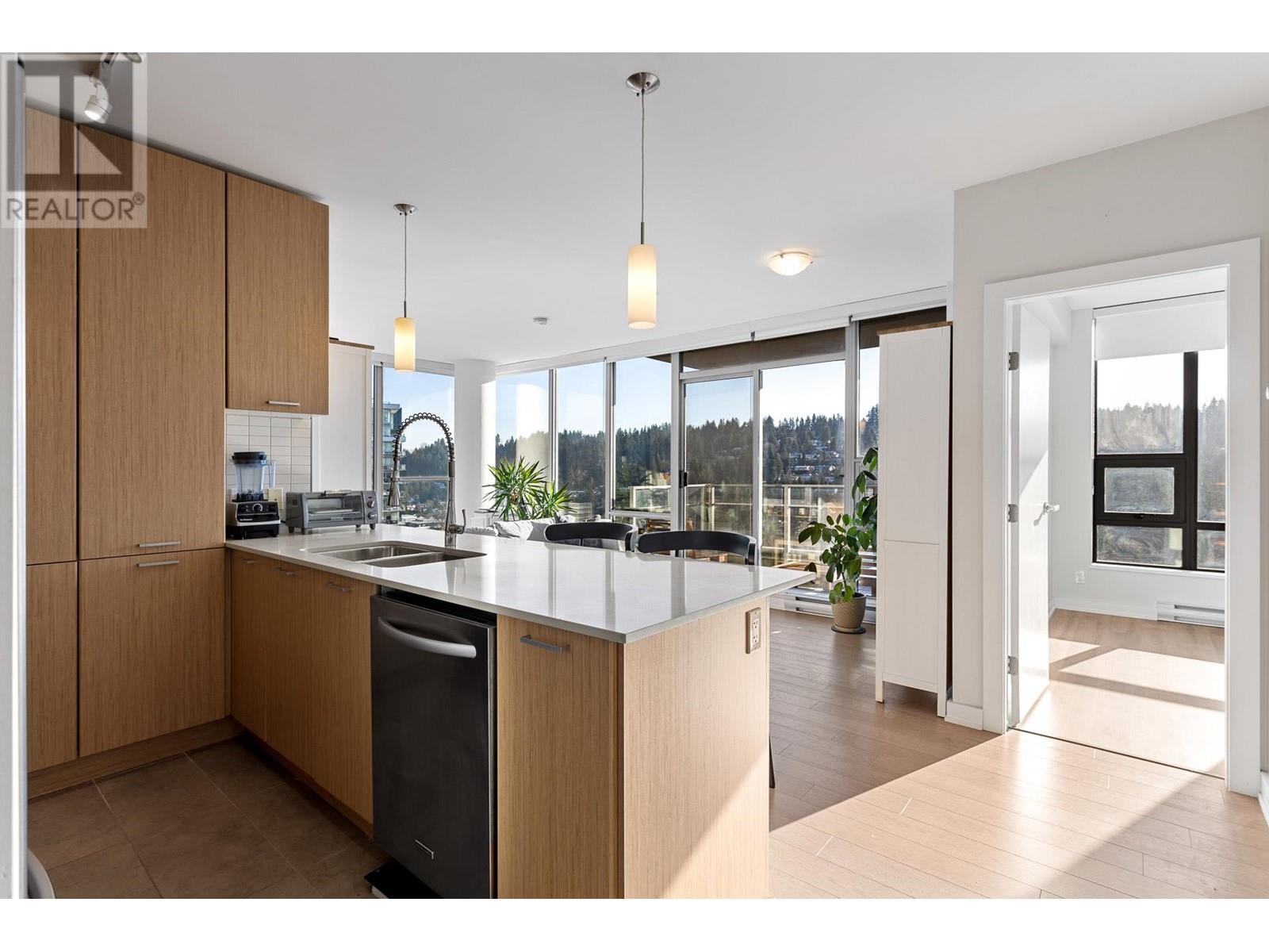 2407 301 Capilano Road, Port Moody, British Columbia  V3H 0G6 - Photo 3 - R2957922