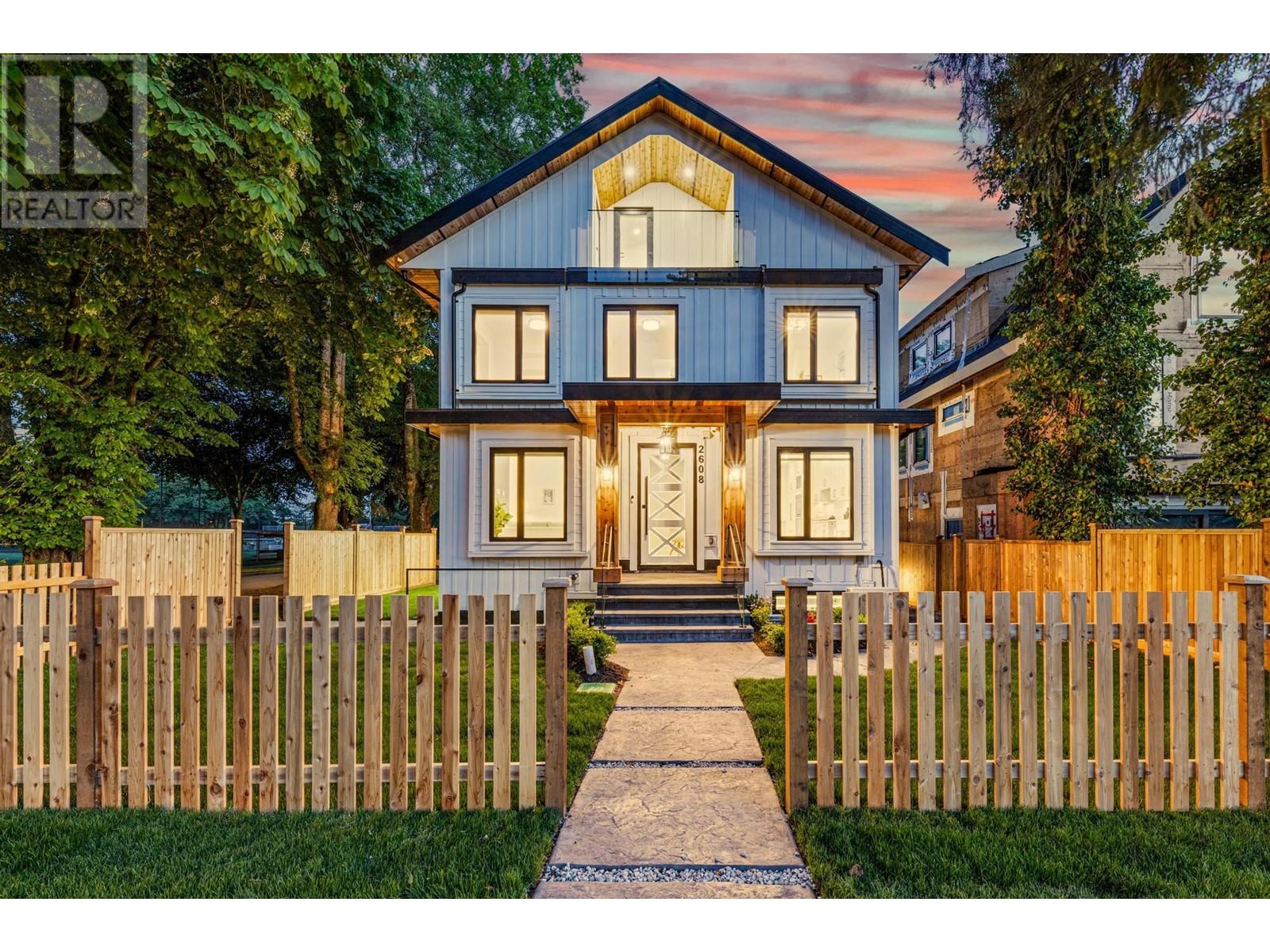 Listing Picture 6 of 32 : 2608 W 41ST AVENUE, Vancouver / 溫哥華 - 魯藝地產 Yvonne Lu Group - MLS Medallion Club Member