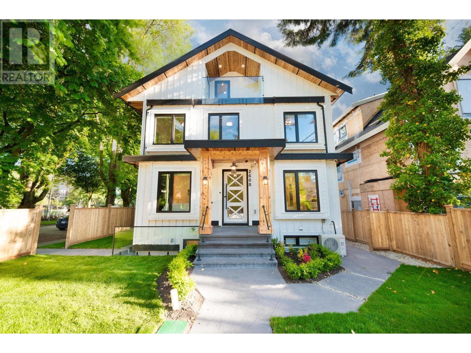 Listing Picture 7 of 32 : 2608 W 41ST AVENUE, Vancouver / 溫哥華 - 魯藝地產 Yvonne Lu Group - MLS Medallion Club Member