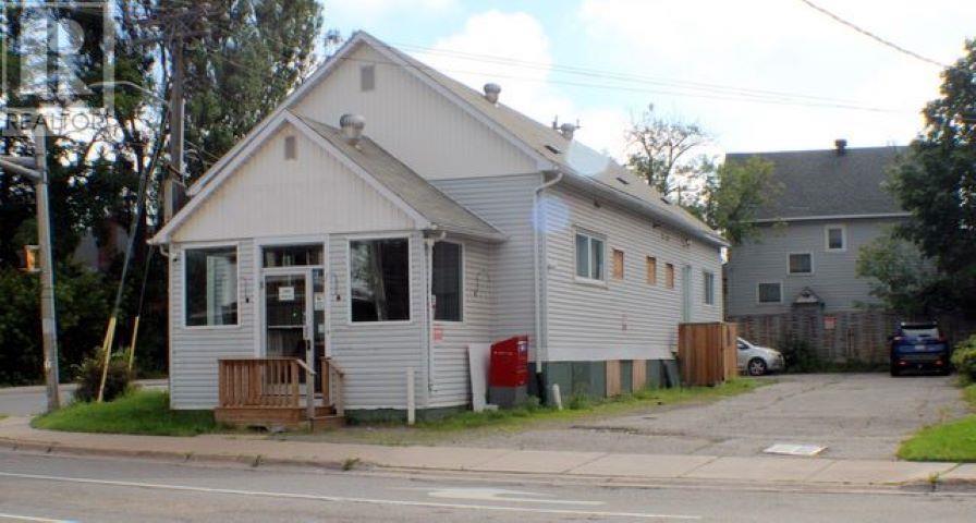 346 North St, Sault Ste Marie, Ontario  P6A 2A8 - Photo 2 - SM242716